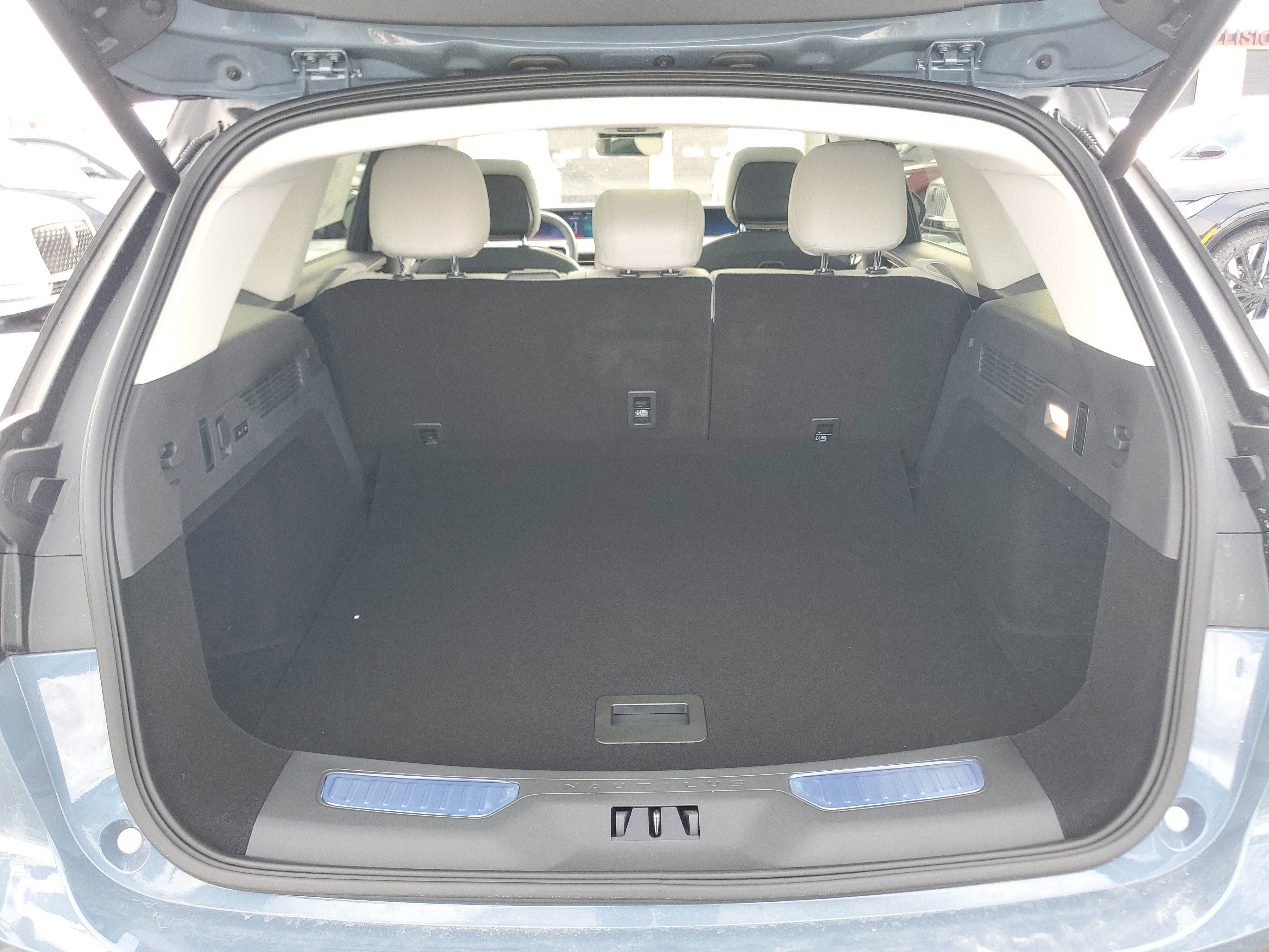 2026 Lincoln Nautilus Reserve Hybrid