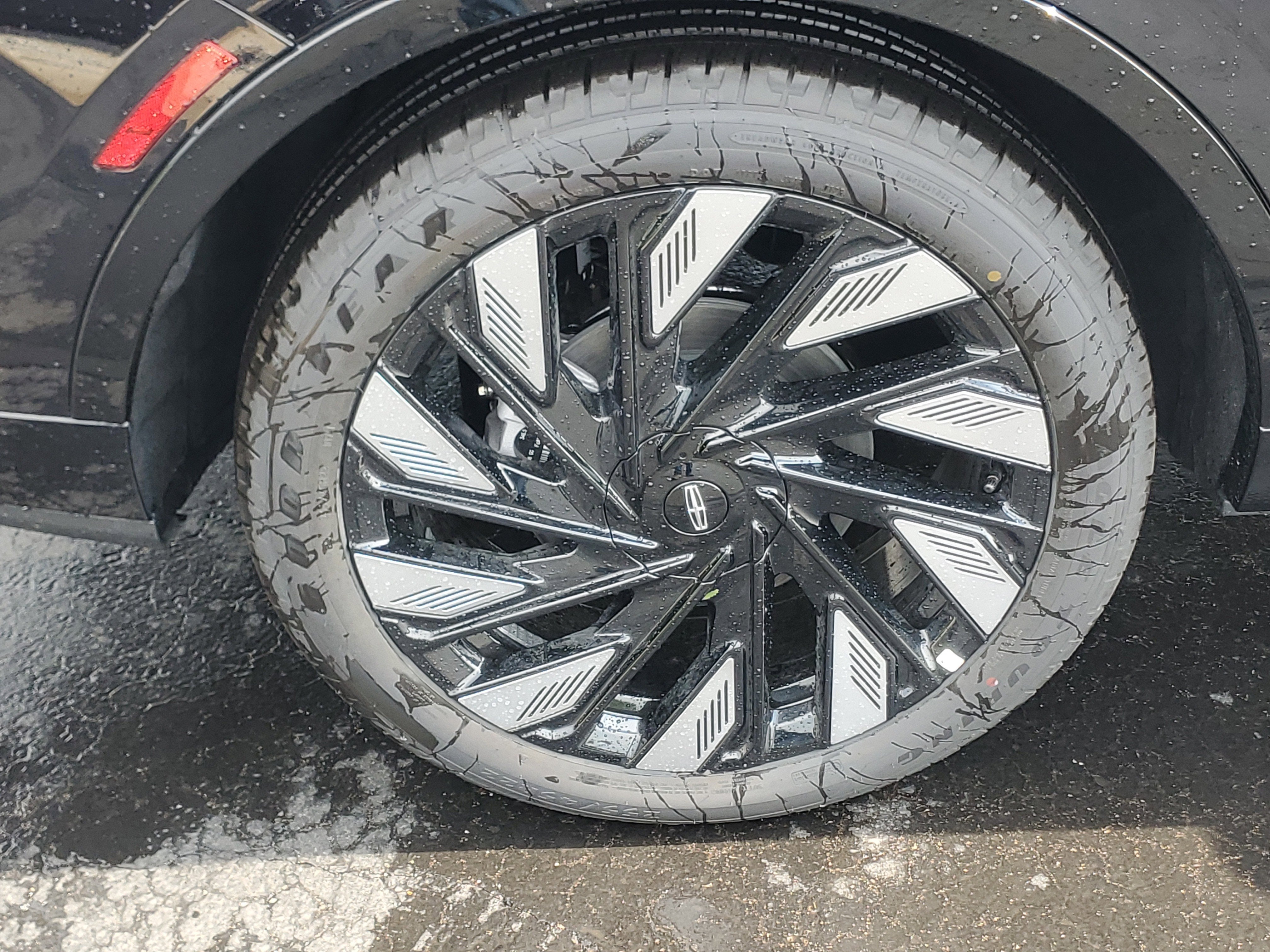 2026 Lincoln Nautilus Reserve Hybrid
