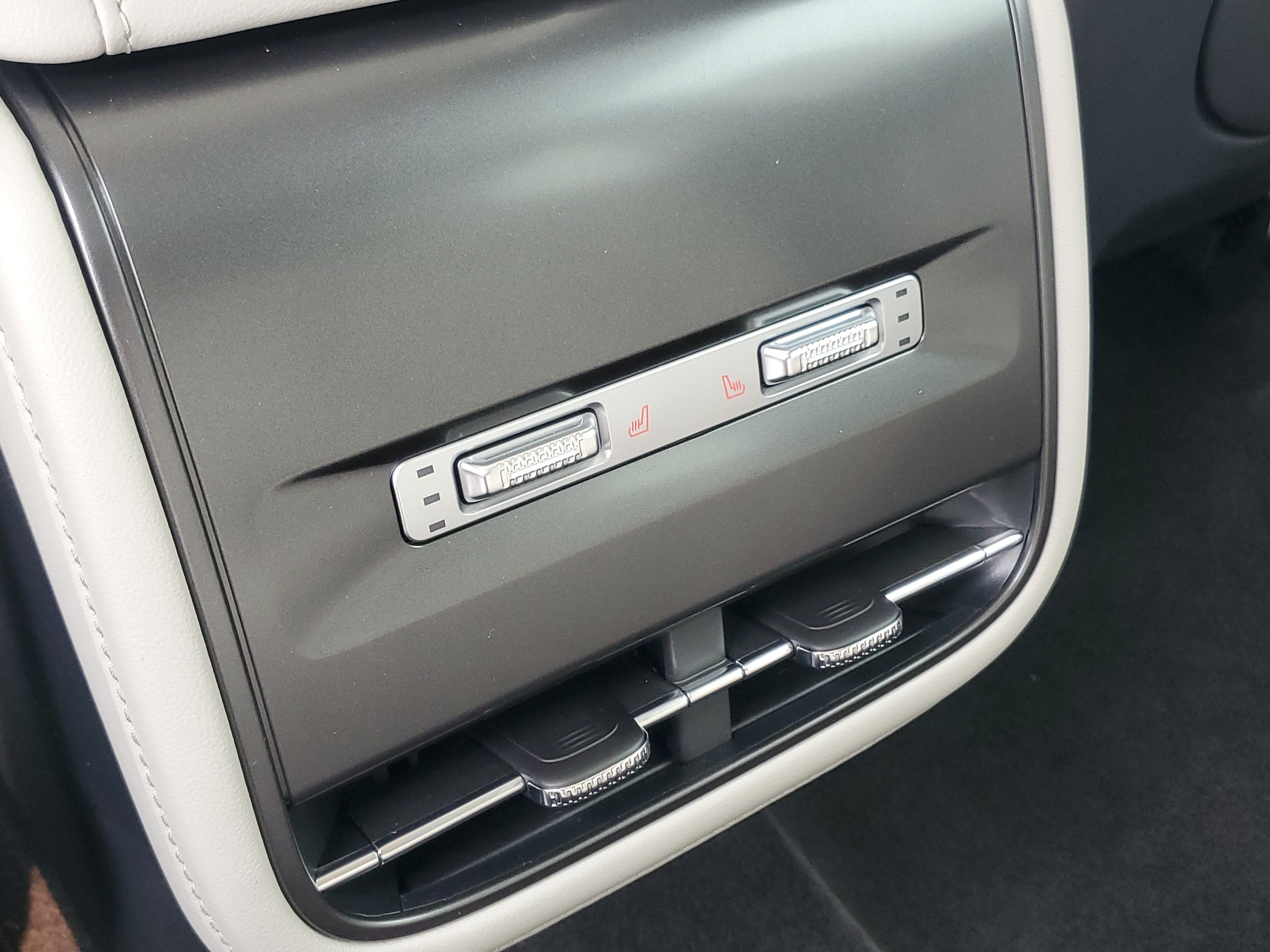 2026 Lincoln Nautilus Reserve Hybrid