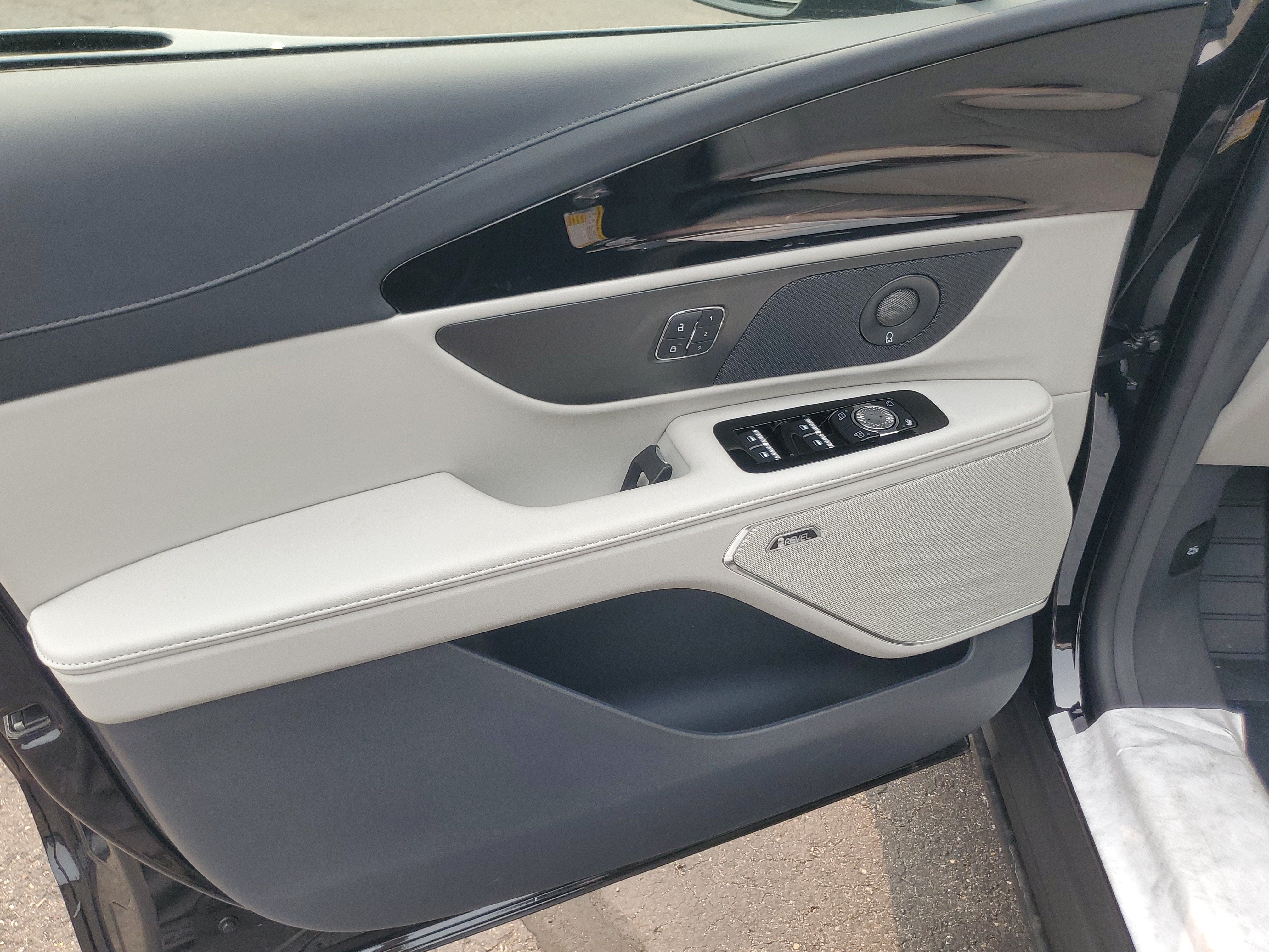 2026 Lincoln Nautilus Reserve Hybrid