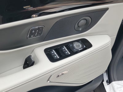 2026 Lincoln Nautilus Reserve Hybrid
