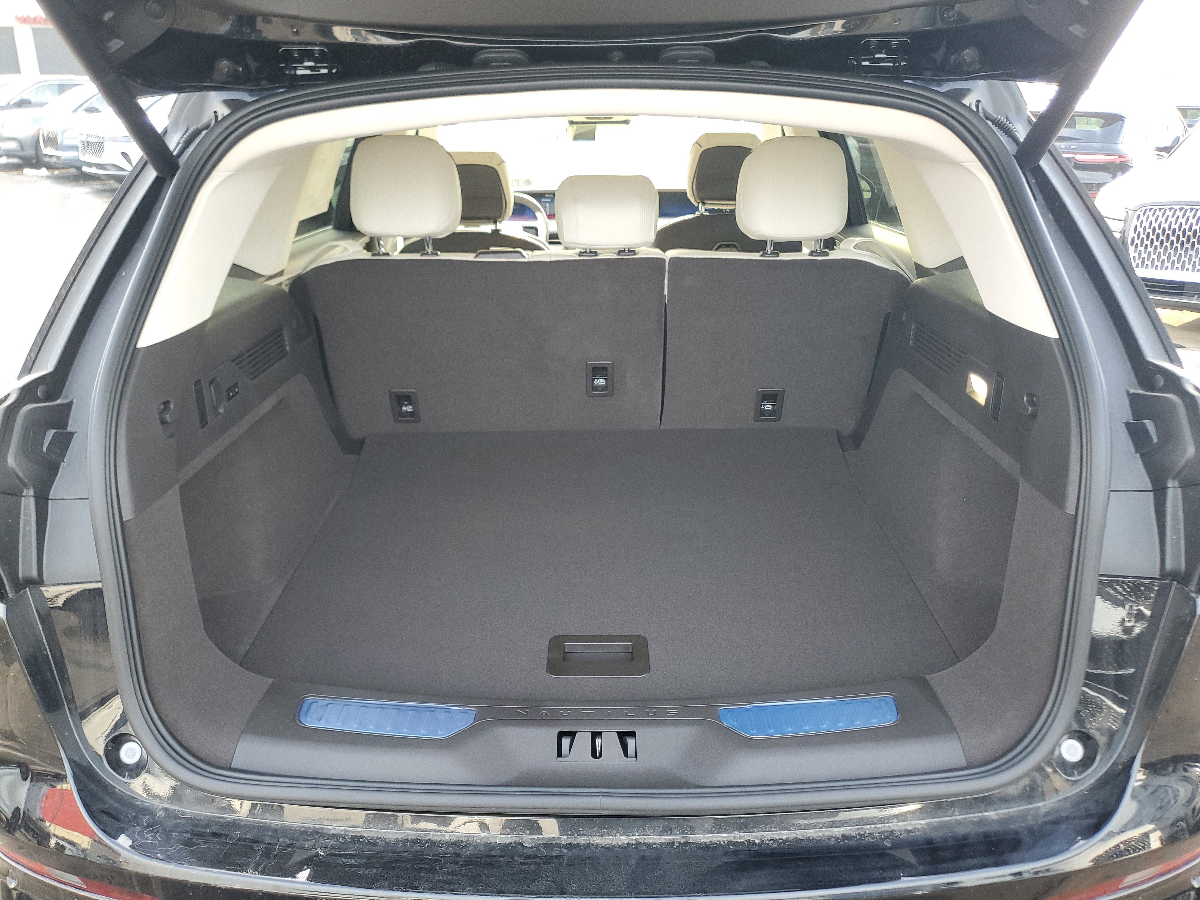 2026 Lincoln Nautilus Black Label Hybrid