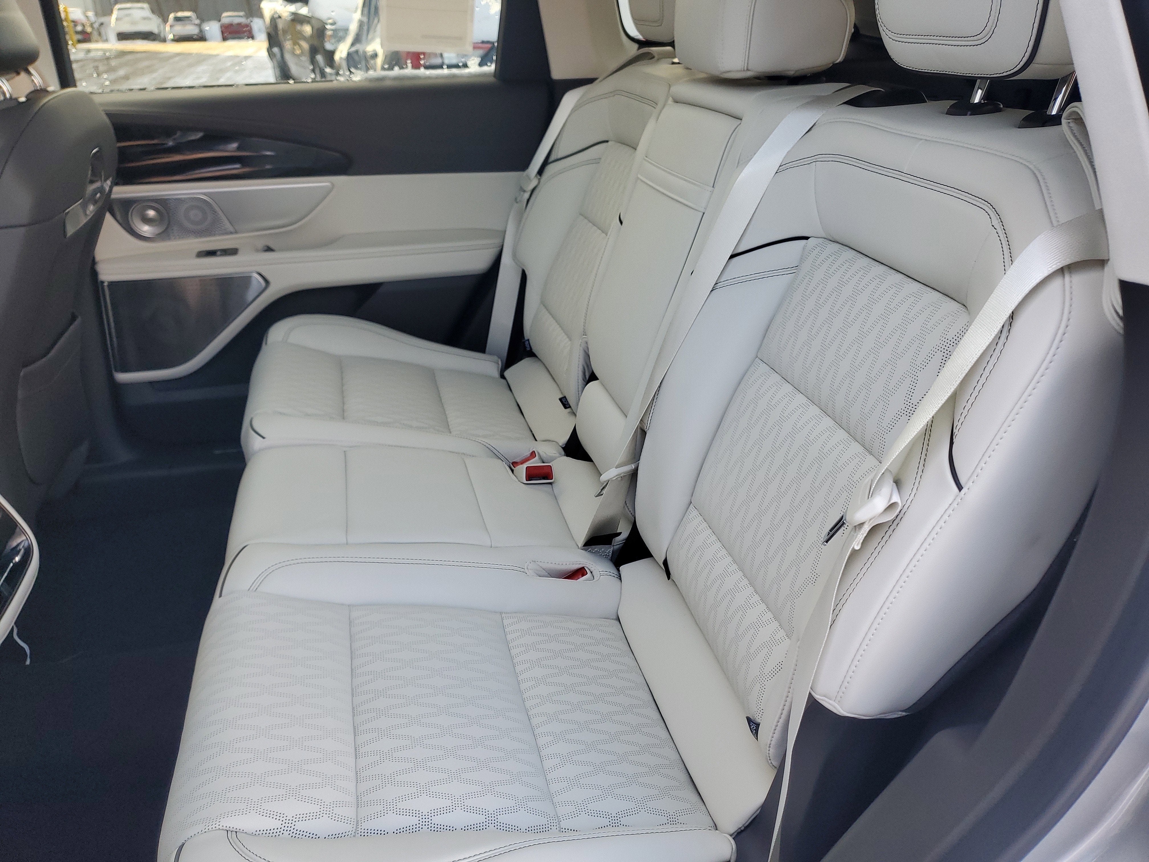 2026 Lincoln Nautilus Black Label Hybrid