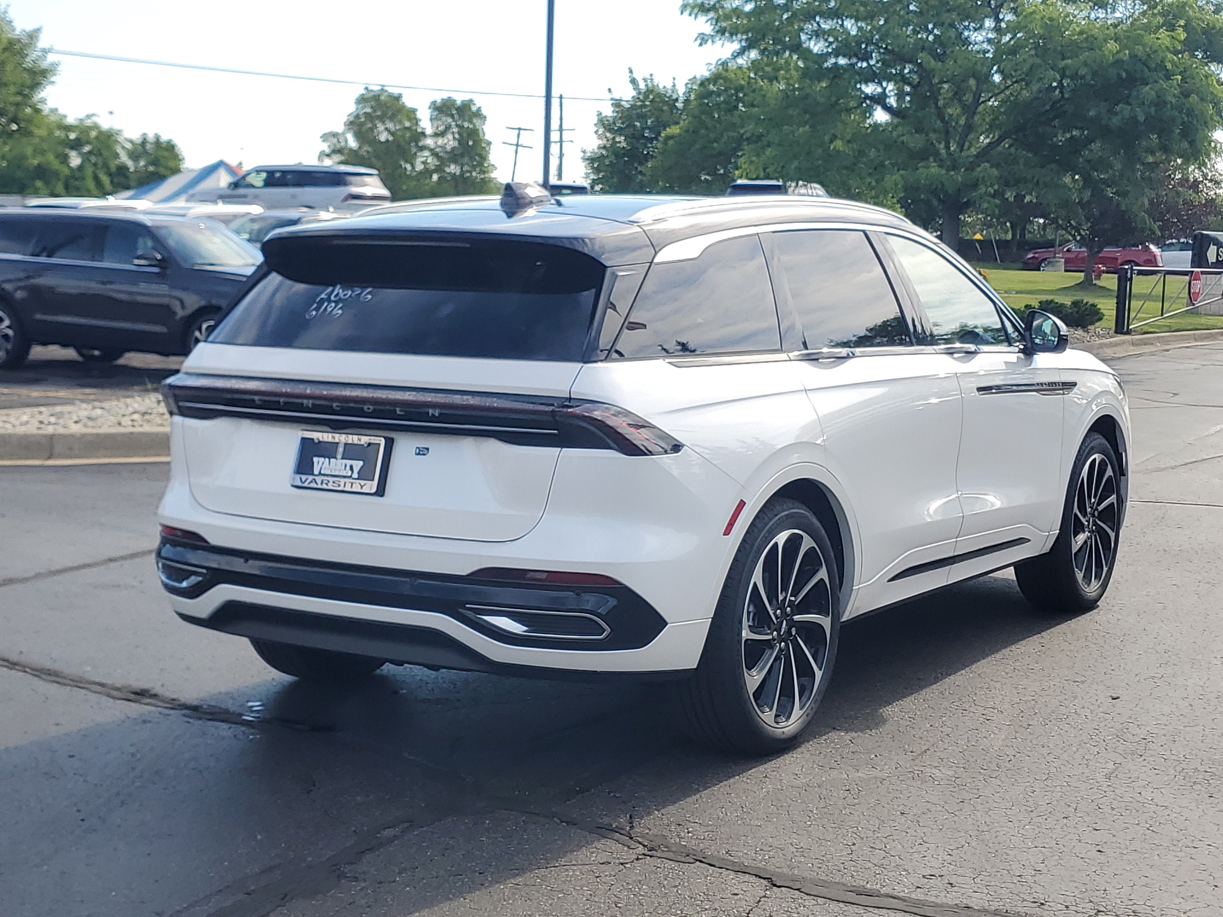 2026 Lincoln Nautilus Black Label Hybrid