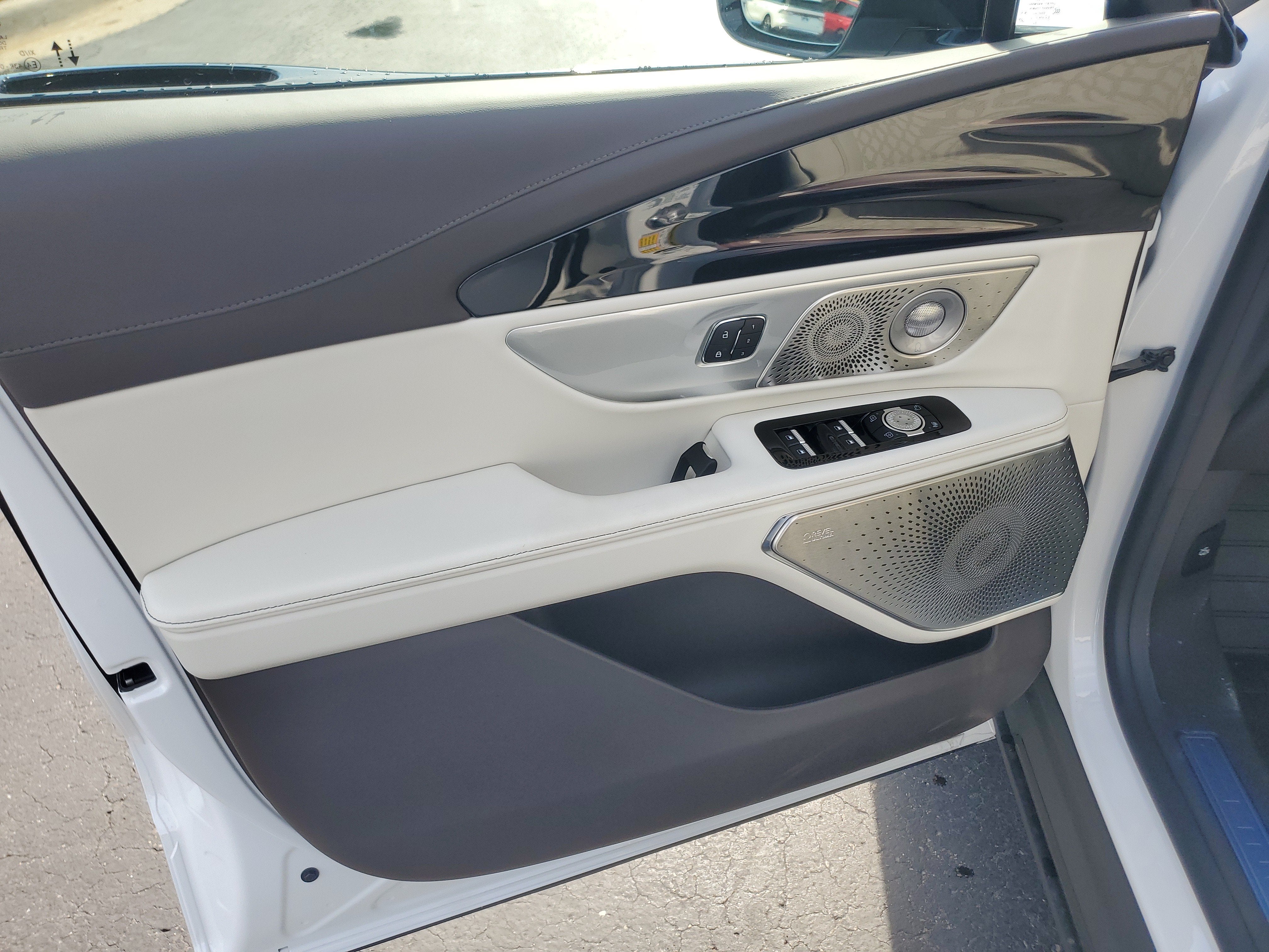 2026 Lincoln Nautilus Black Label Hybrid