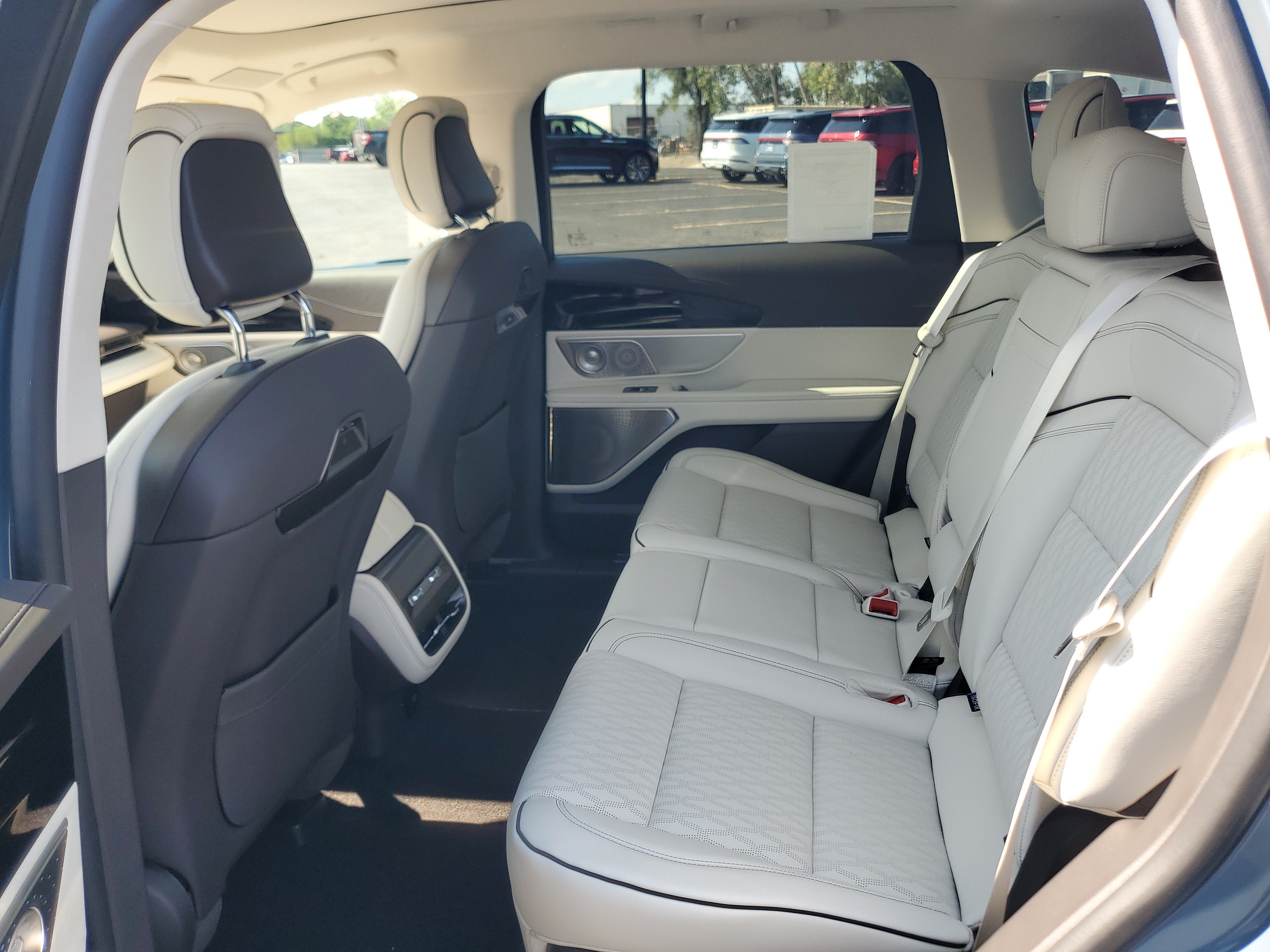 2026 Lincoln Nautilus Black Label Hybrid
