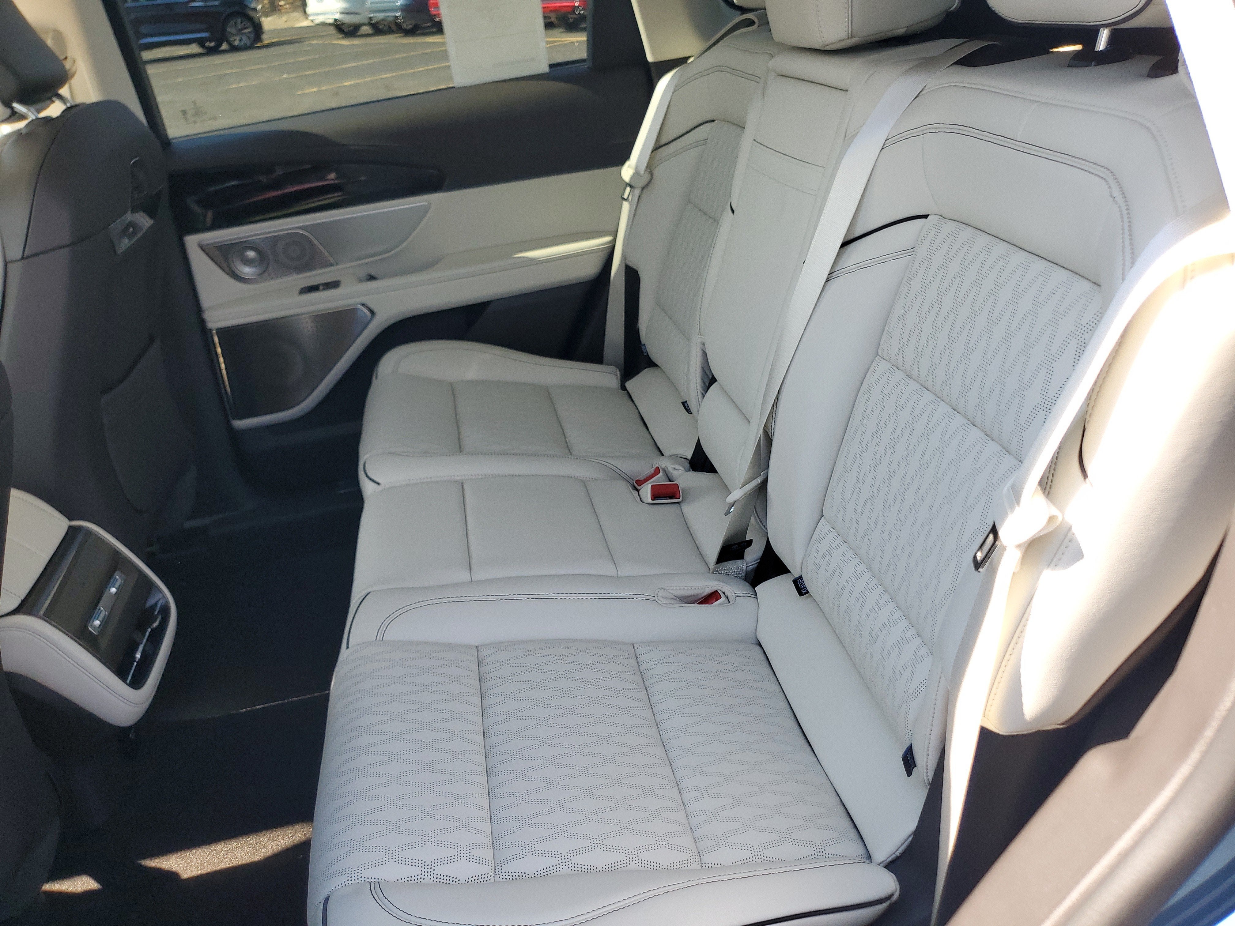 2026 Lincoln Nautilus Black Label Hybrid