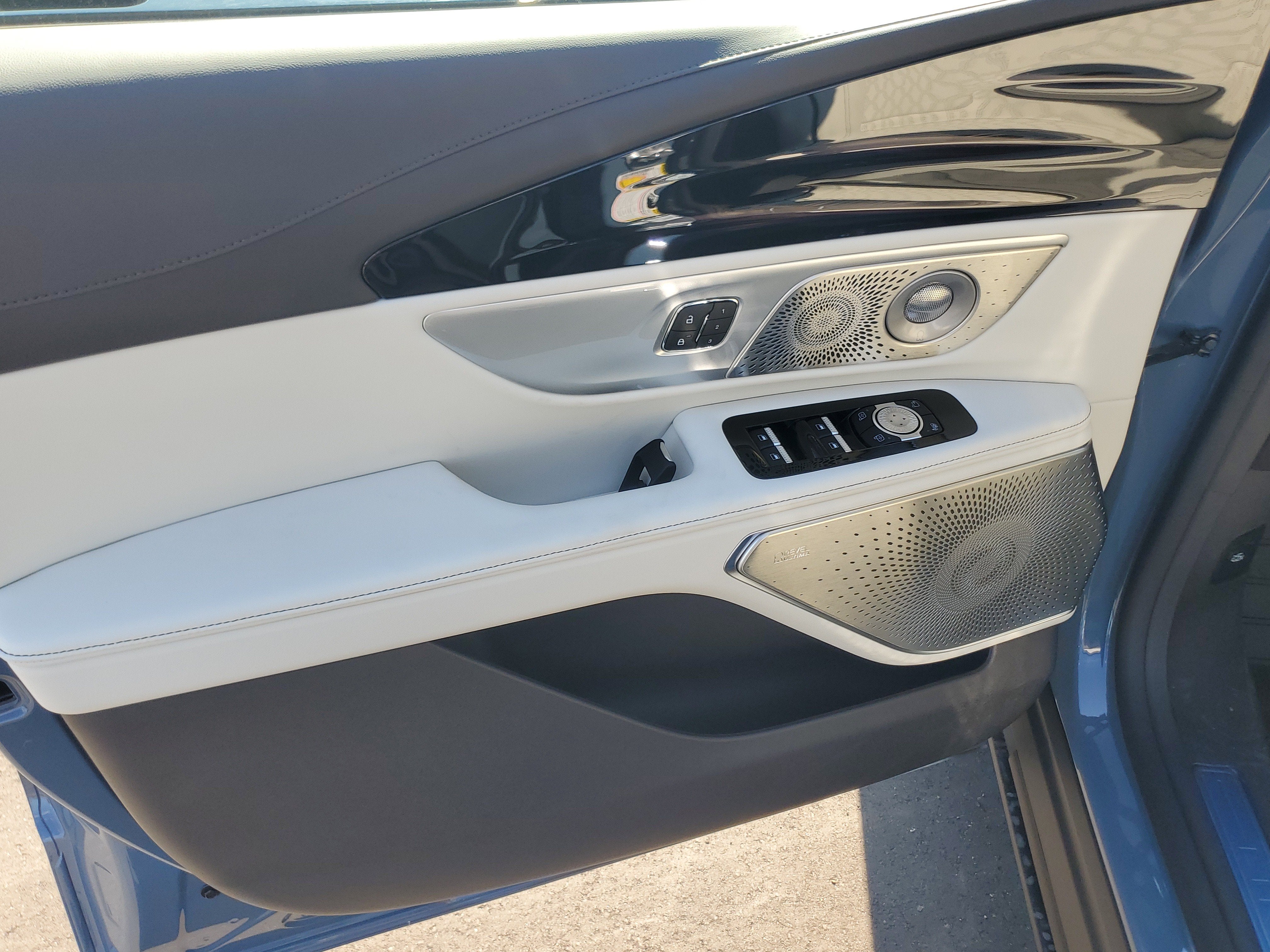 2026 Lincoln Nautilus Black Label Hybrid