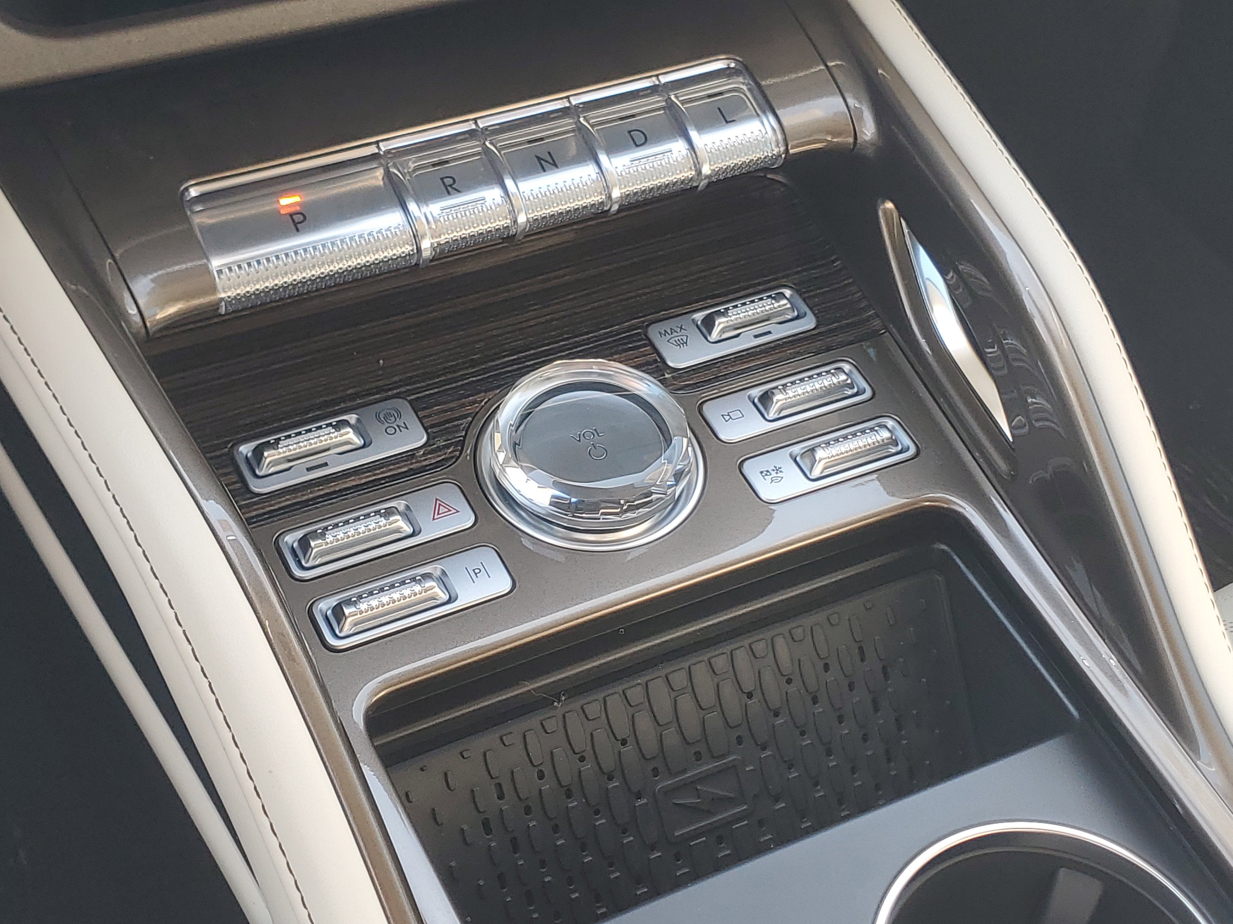 2026 Lincoln Nautilus Black Label Hybrid