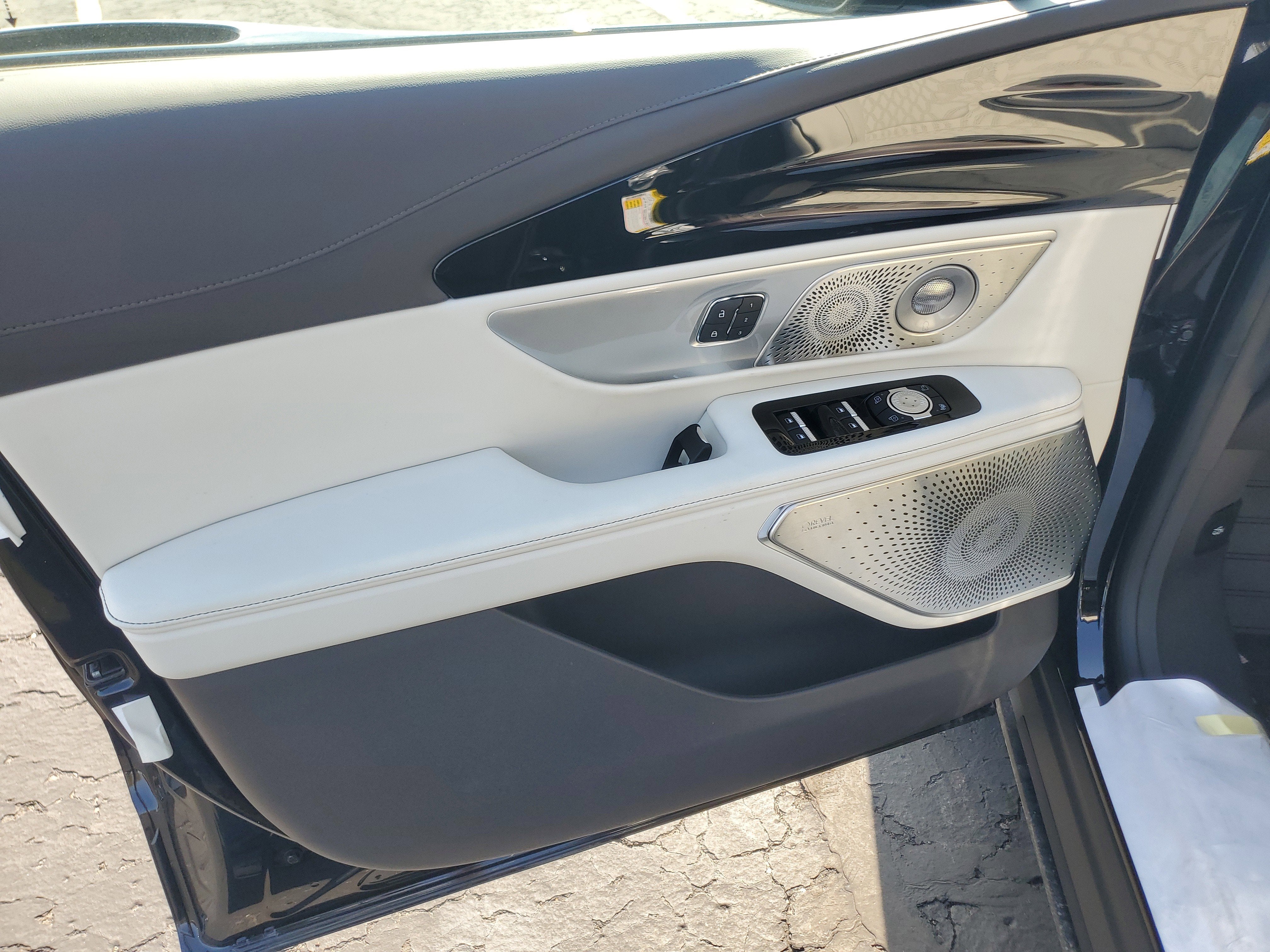 2026 Lincoln Nautilus Black Label Hybrid