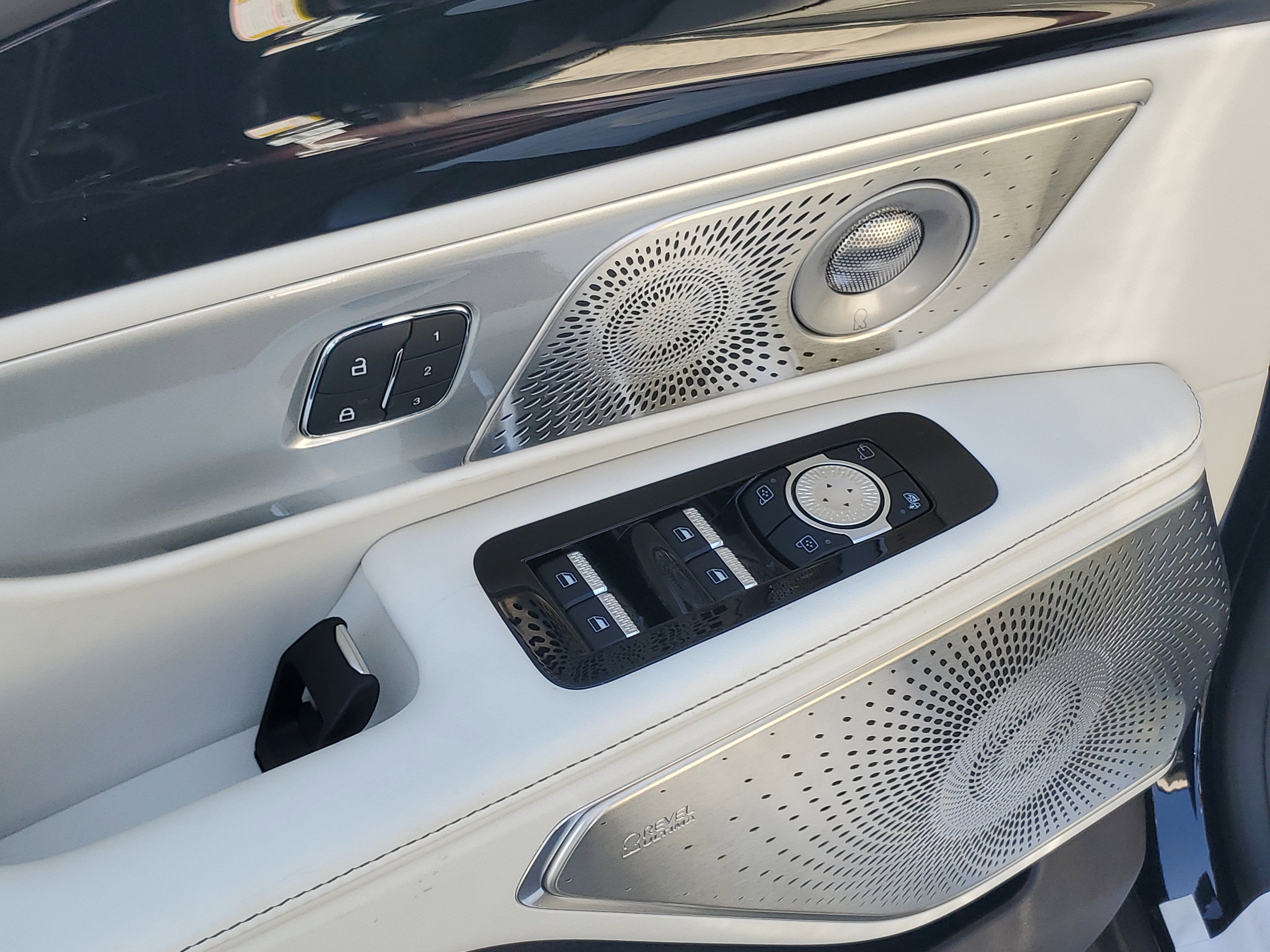 2026 Lincoln Nautilus Black Label Hybrid
