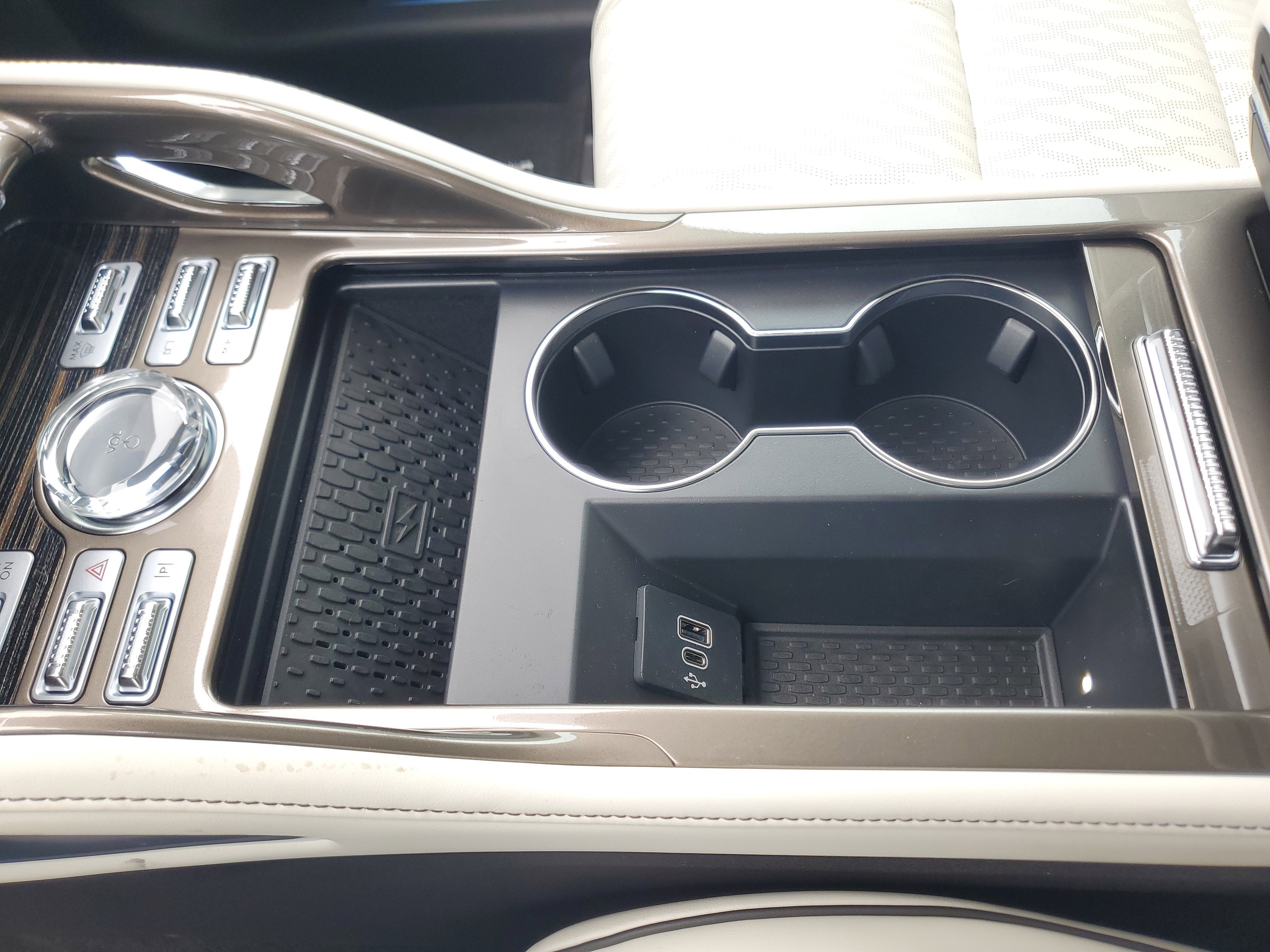 2026 Lincoln Nautilus Black Label Hybrid