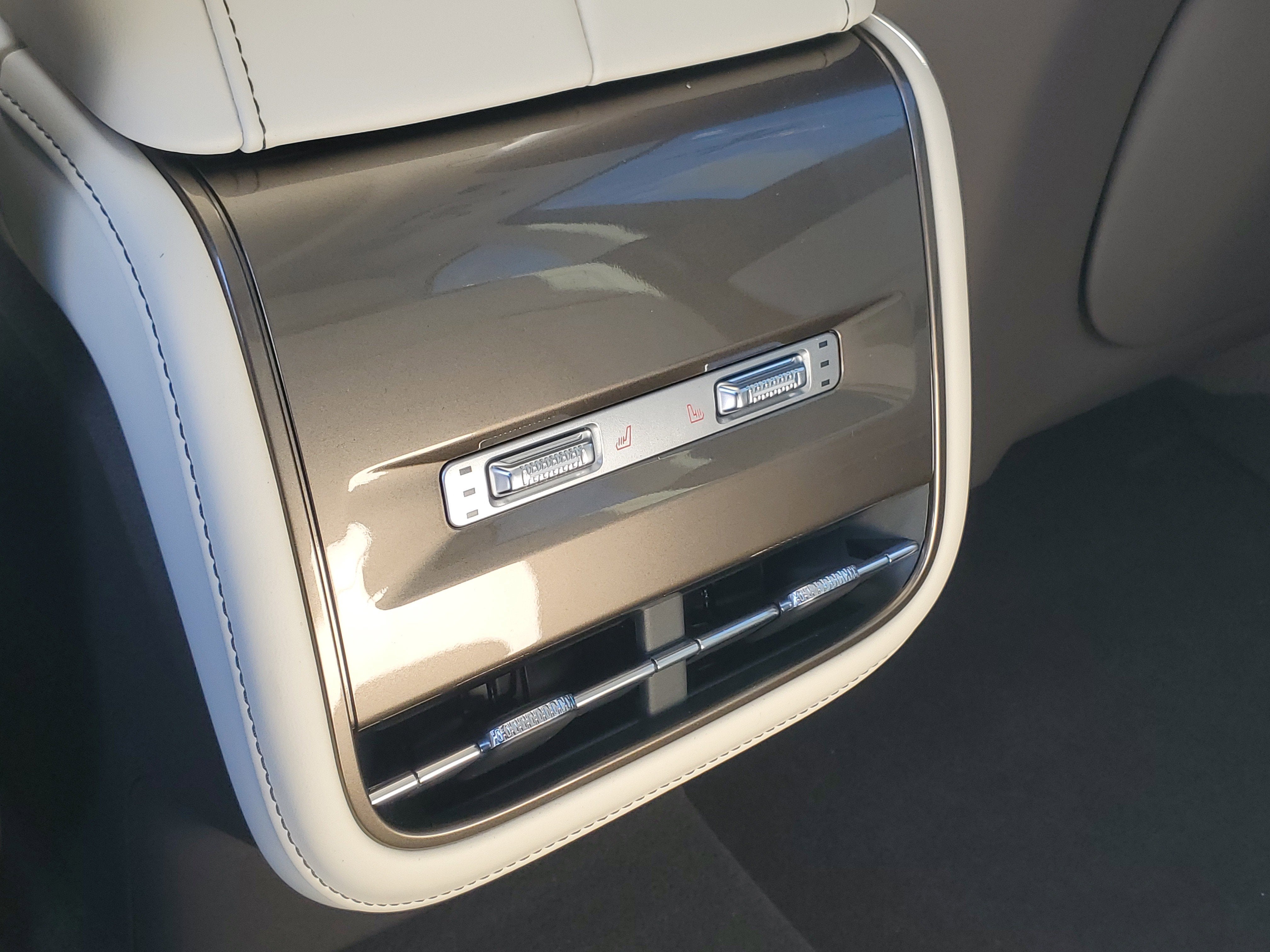 2026 Lincoln Nautilus Black Label Hybrid