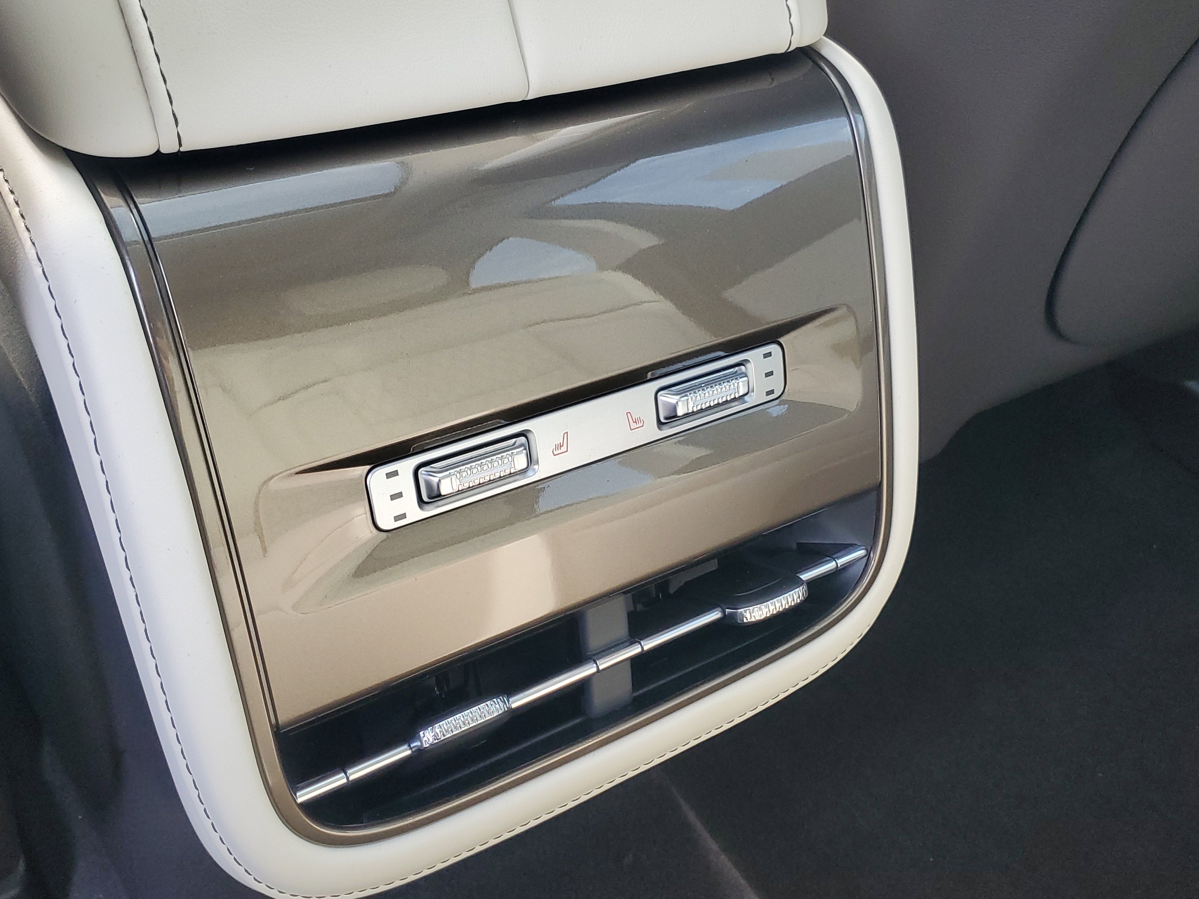 2026 Lincoln Nautilus Black Label Hybrid