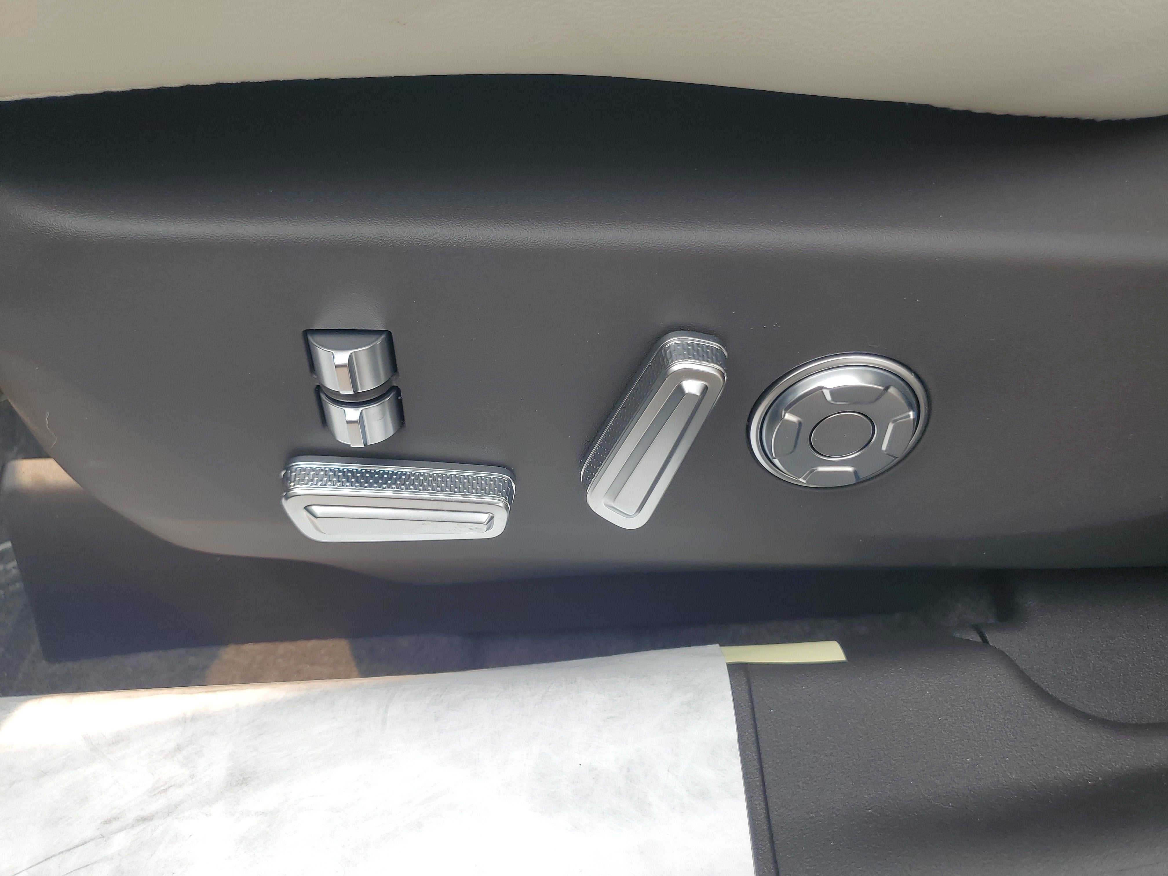 2026 Lincoln Nautilus Black Label Hybrid