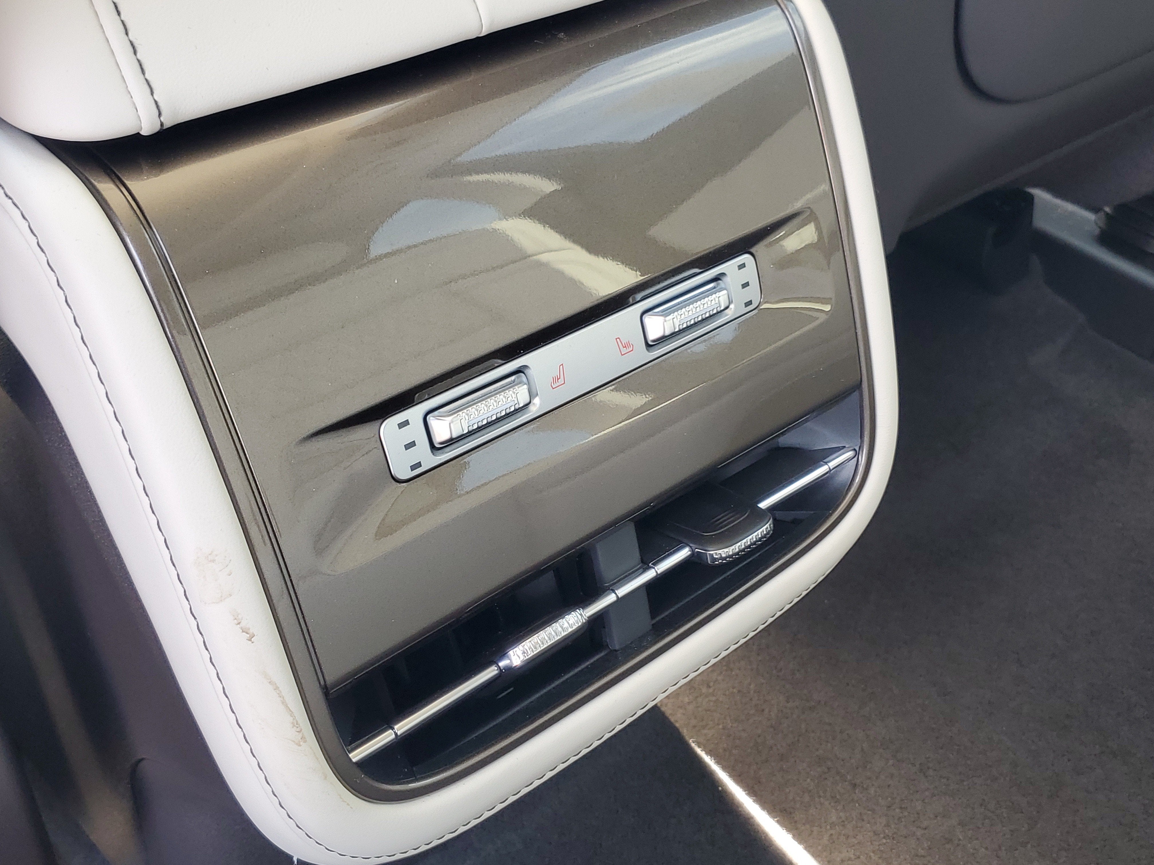 2026 Lincoln Nautilus Black Label Hybrid