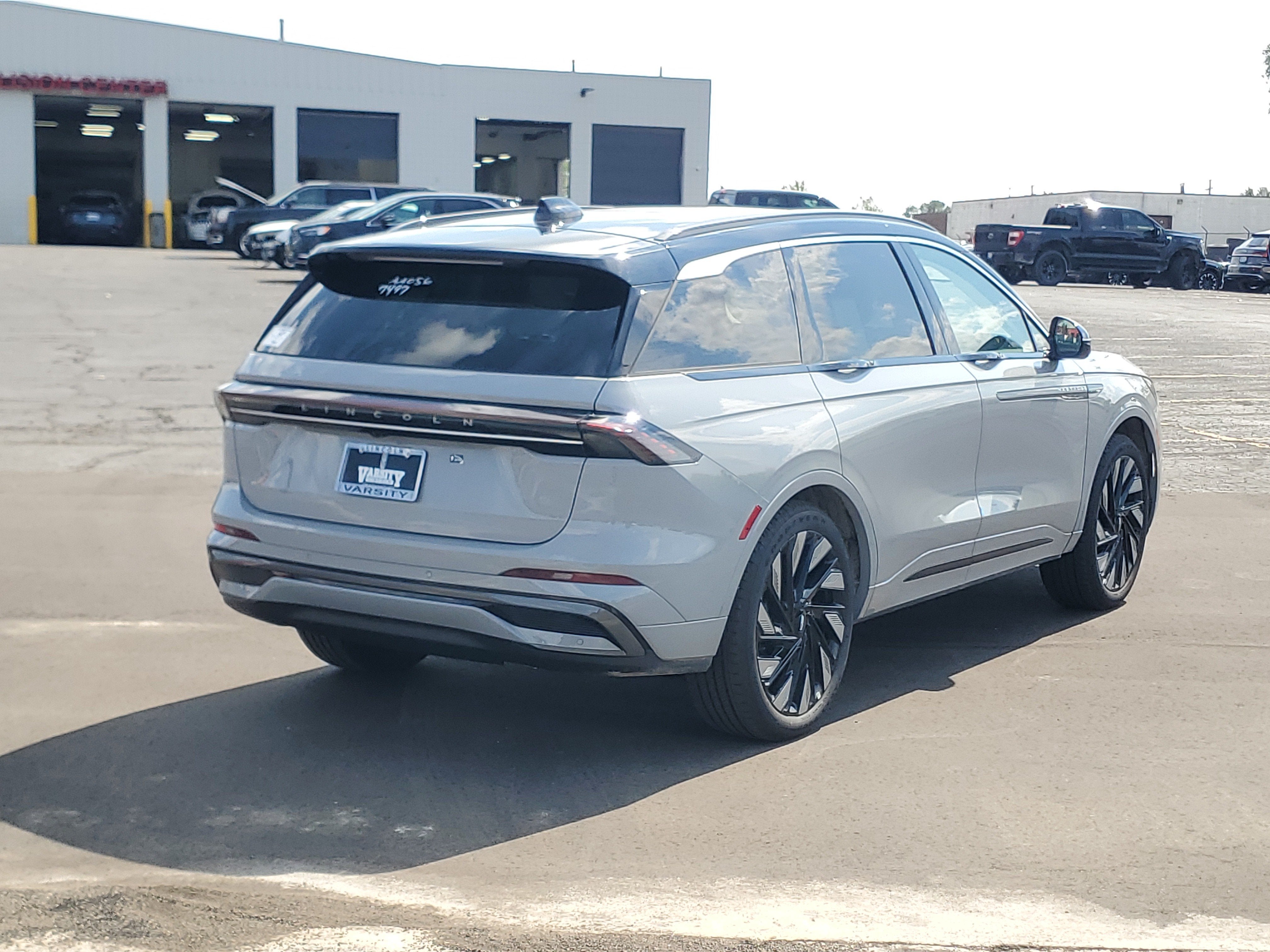 2026 Lincoln Nautilus Black Label Hybrid