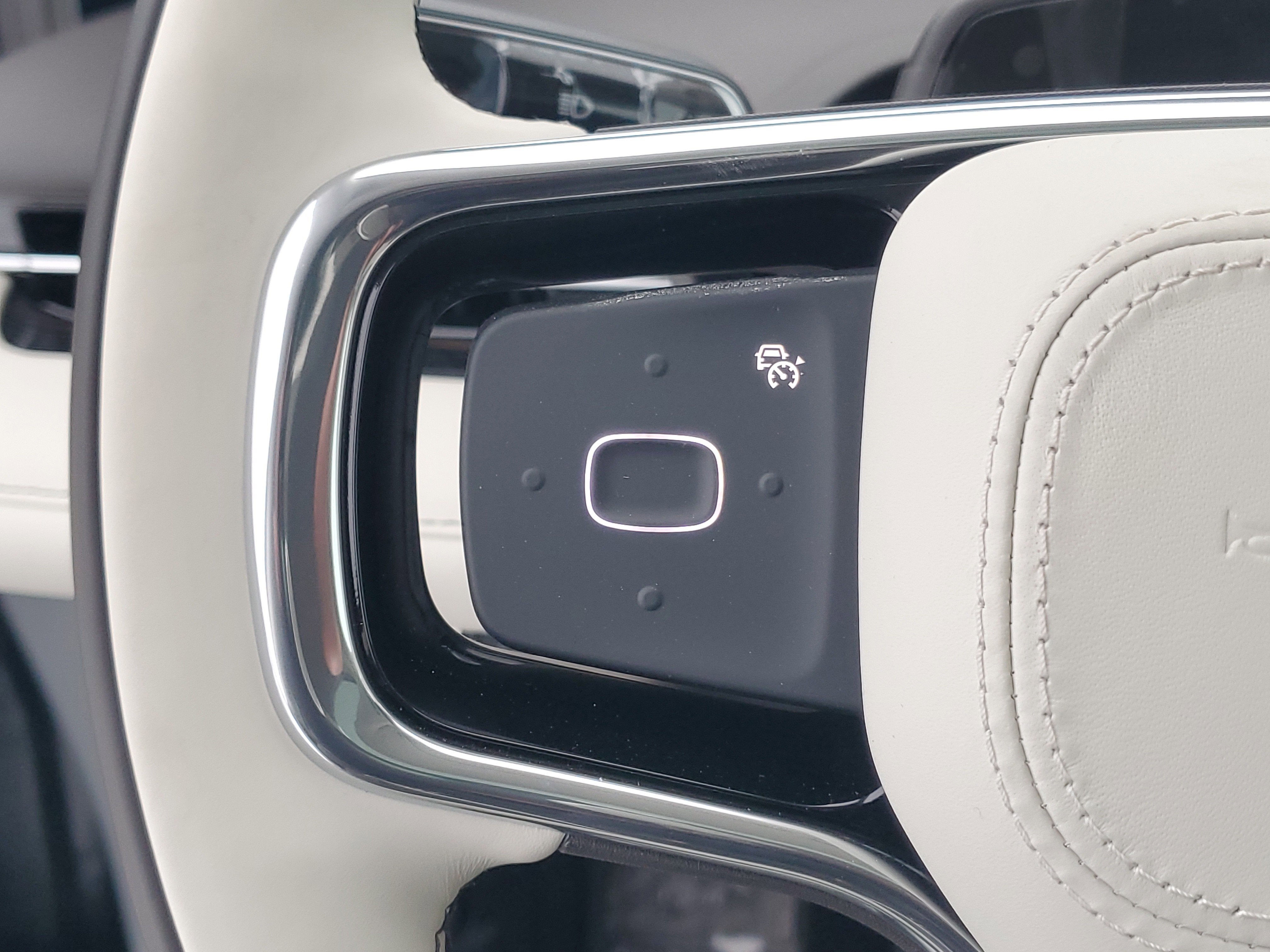 2026 Lincoln Nautilus Black Label Hybrid