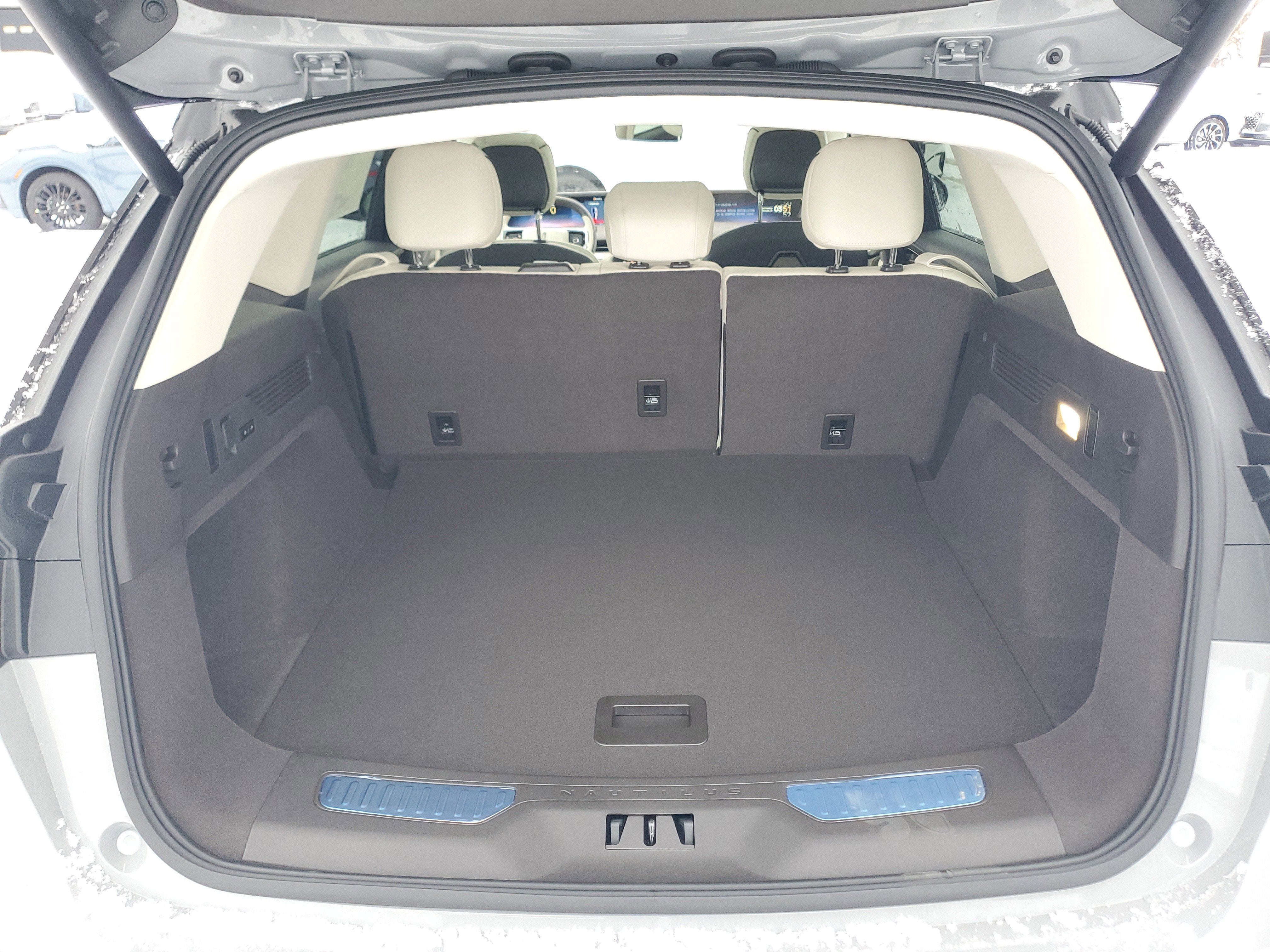 2026 Lincoln Nautilus Black Label Hybrid