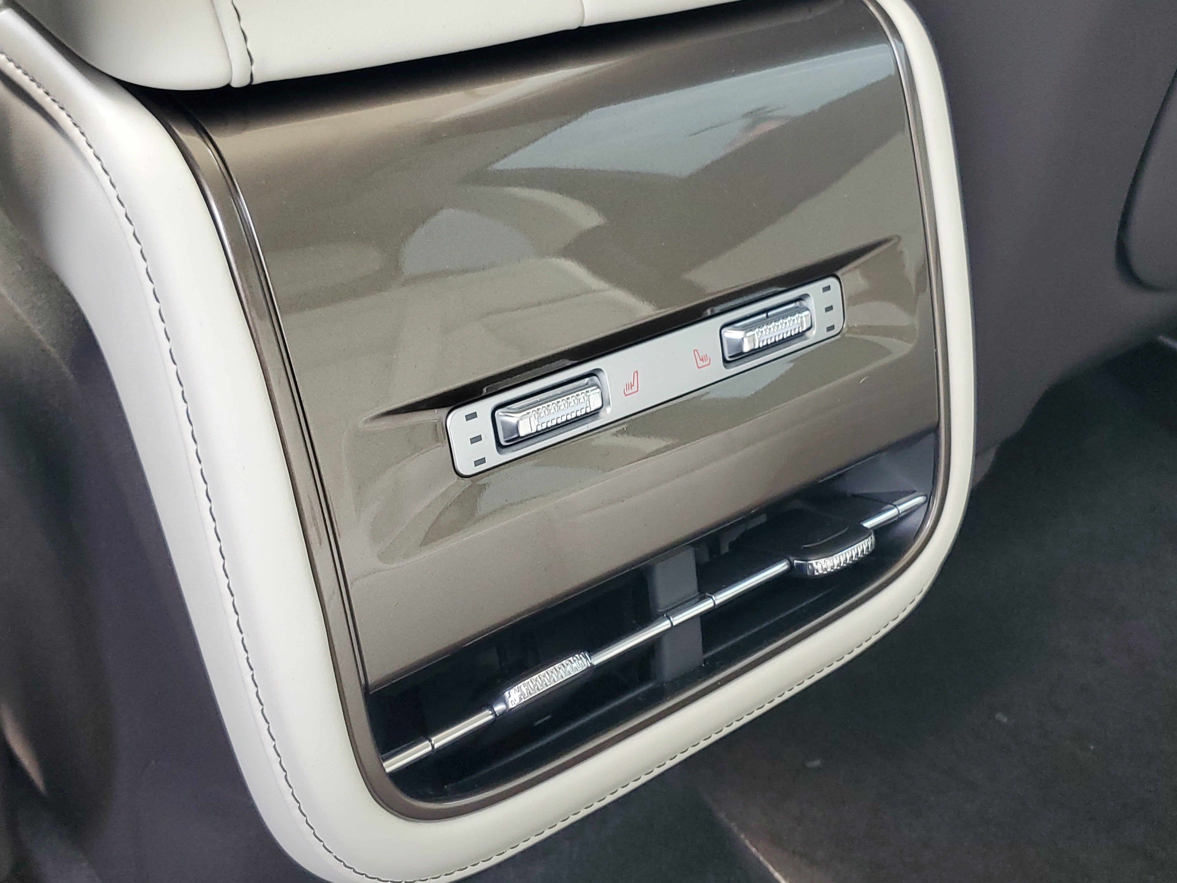 2026 Lincoln Nautilus Black Label Hybrid