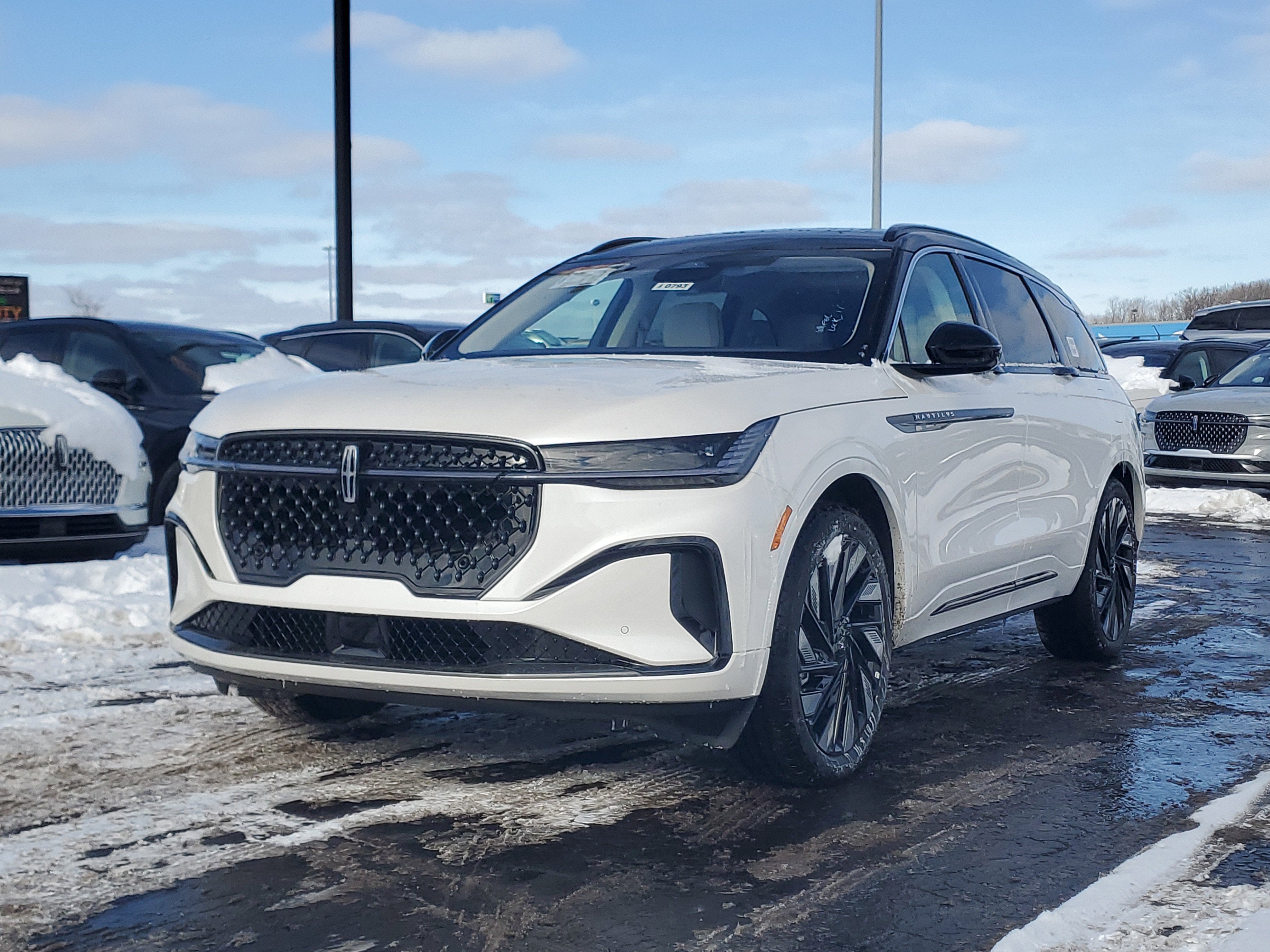 2026 Lincoln Nautilus Black Label Hybrid