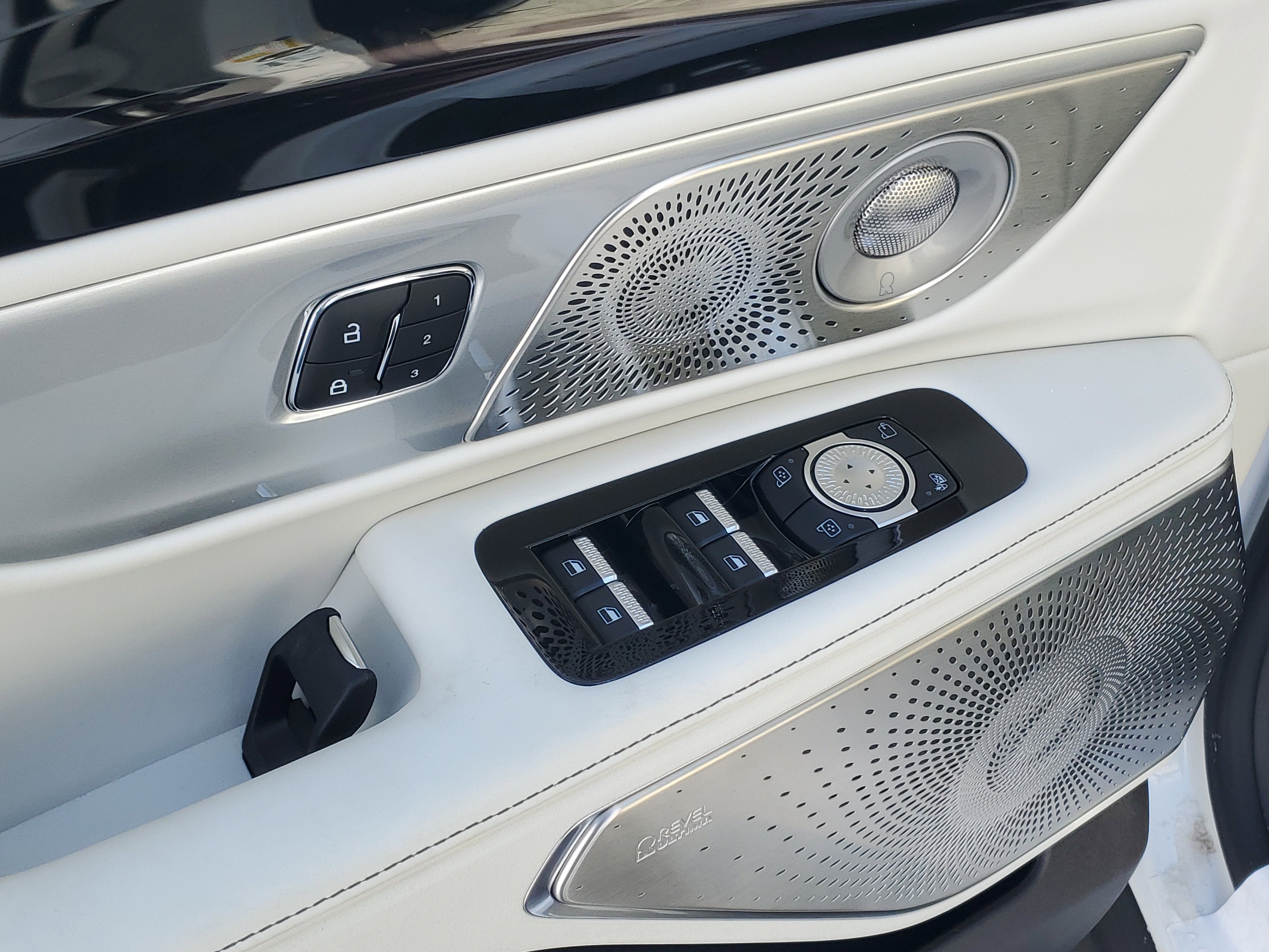 2026 Lincoln Nautilus Black Label Hybrid