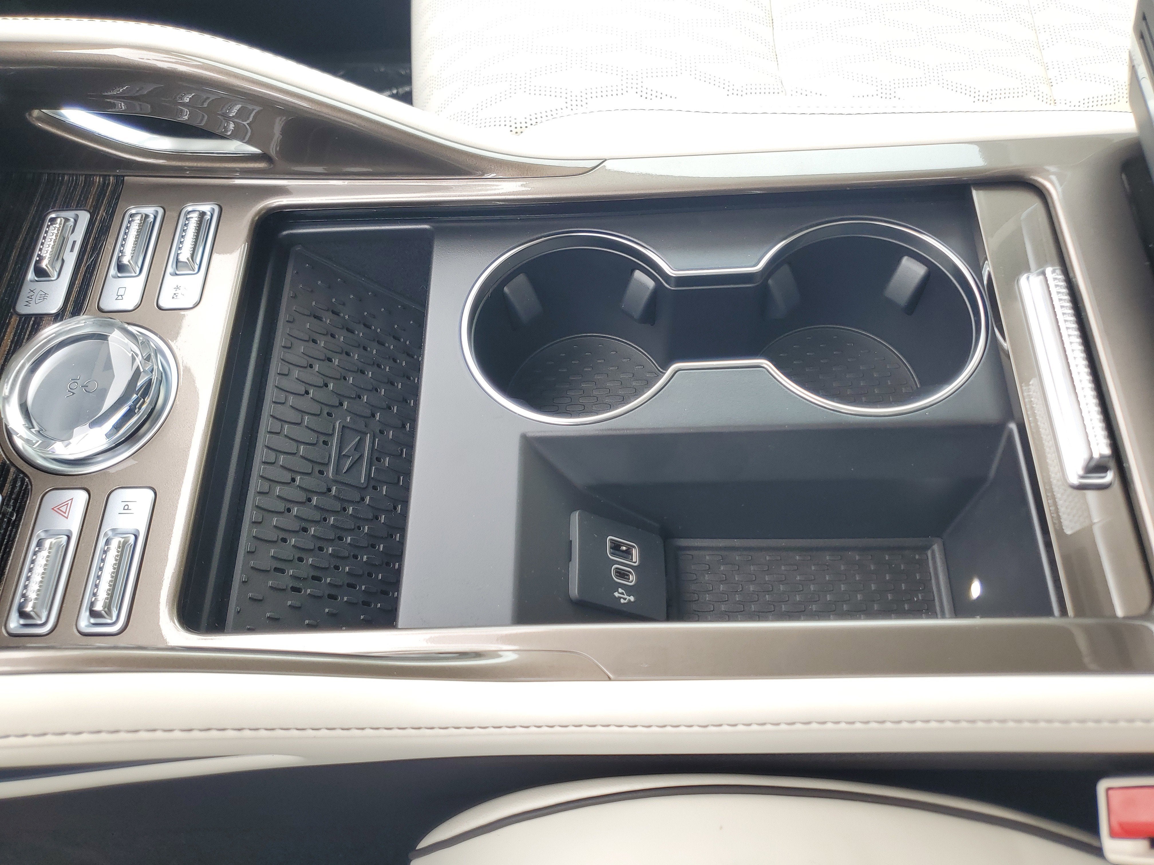 2026 Lincoln Nautilus Black Label Hybrid