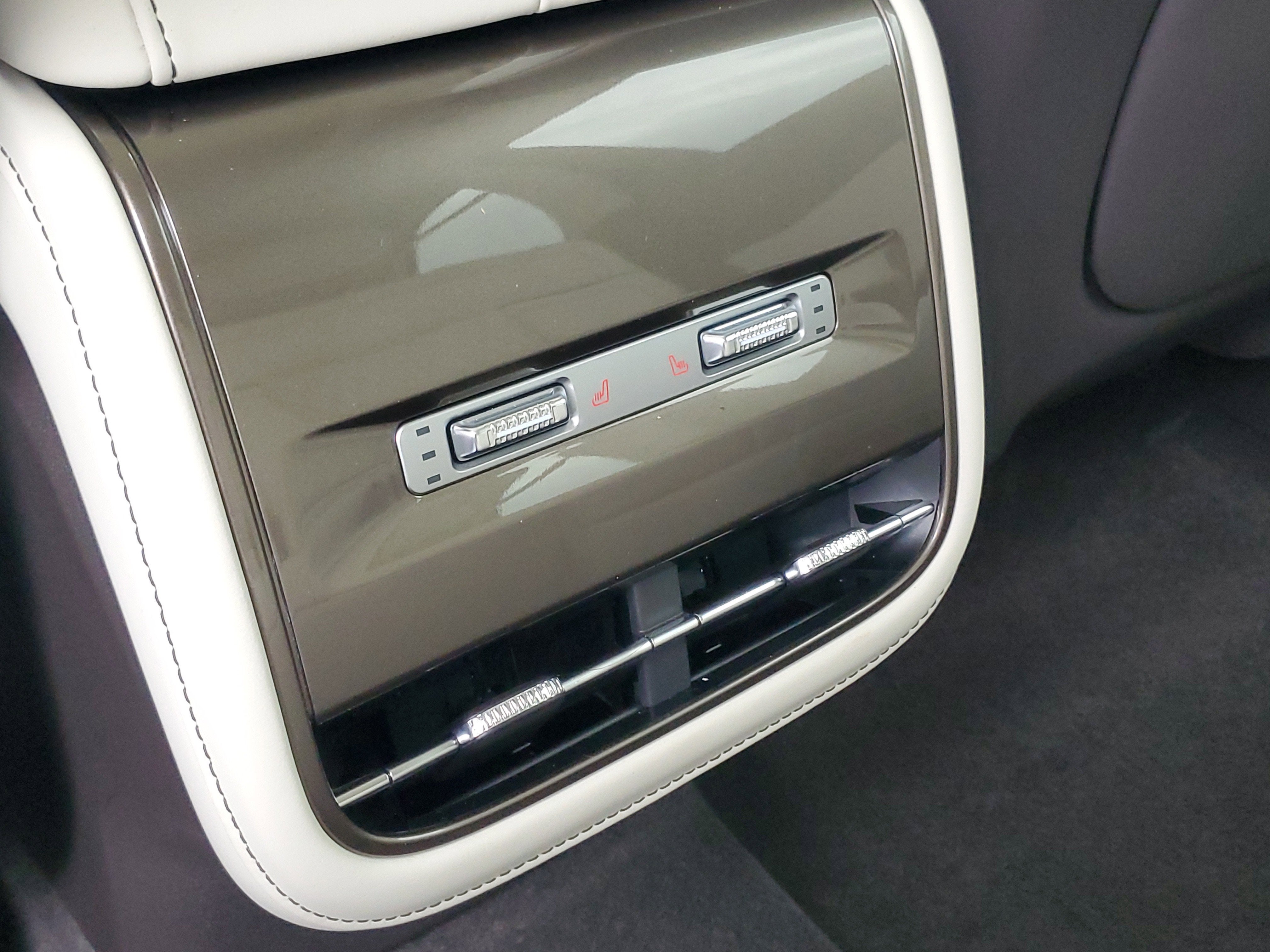 2026 Lincoln Nautilus Black Label Hybrid