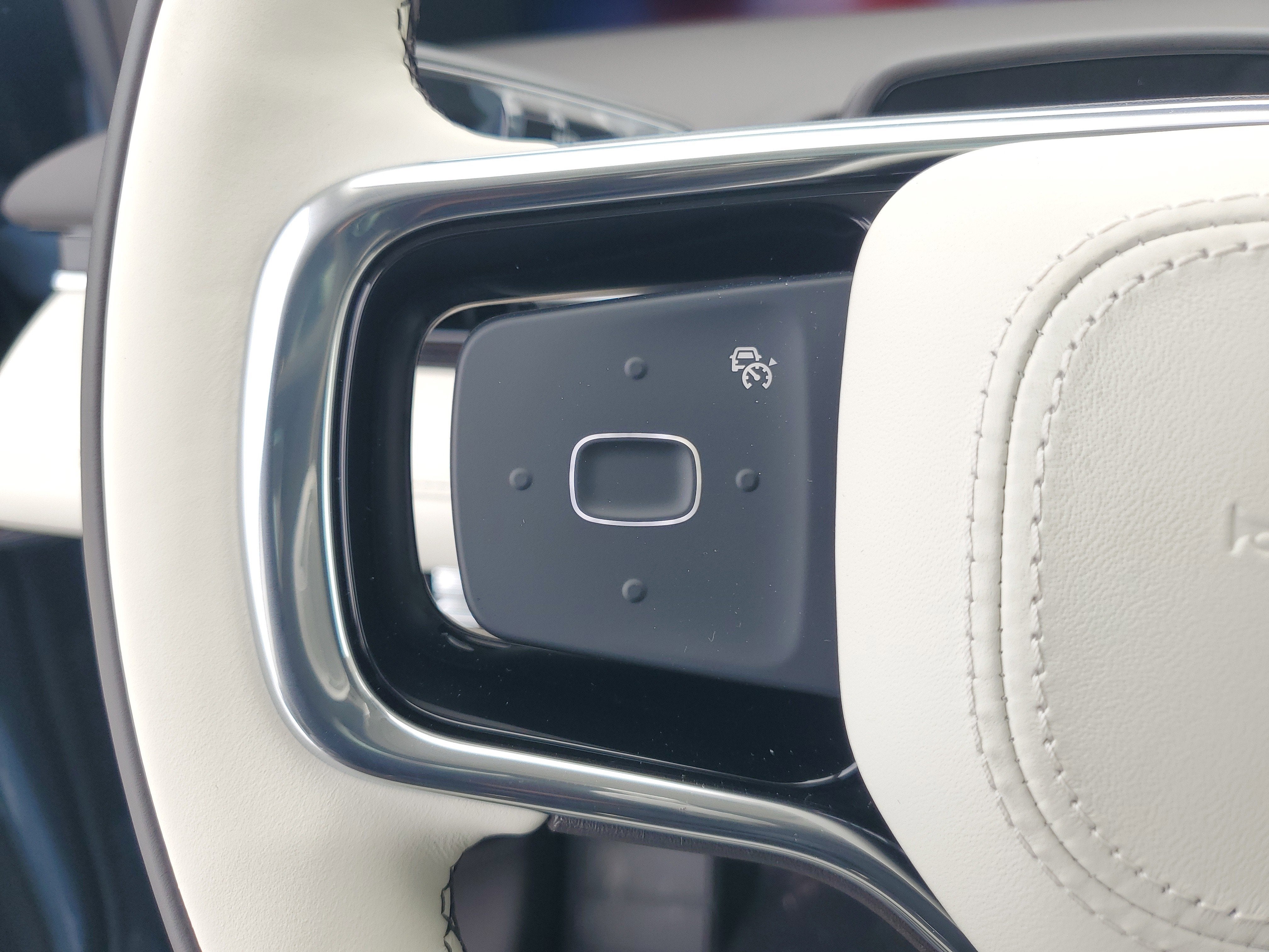 2026 Lincoln Nautilus Black Label Hybrid