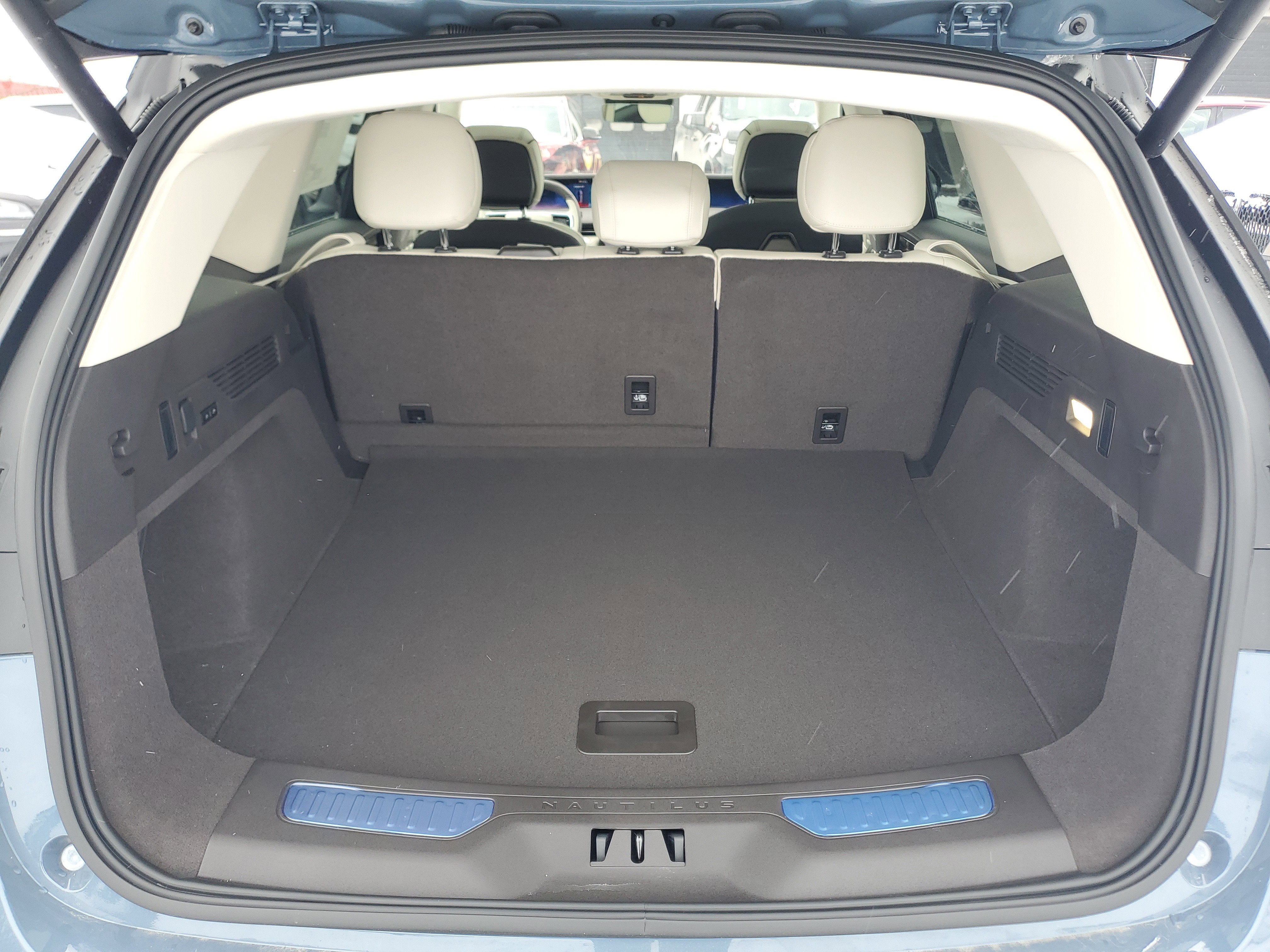 2026 Lincoln Nautilus Black Label Hybrid