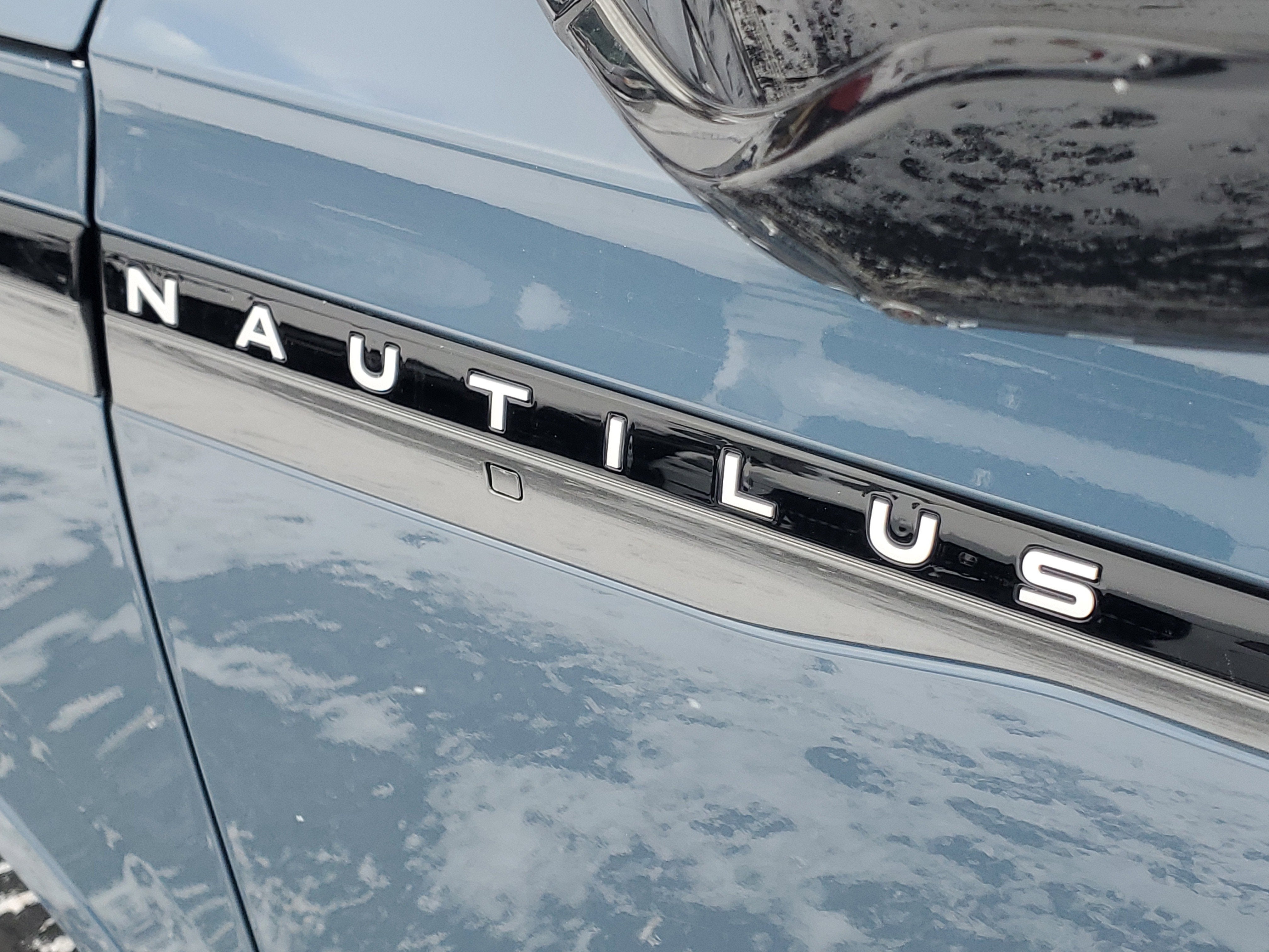 2026 Lincoln Nautilus Black Label Hybrid