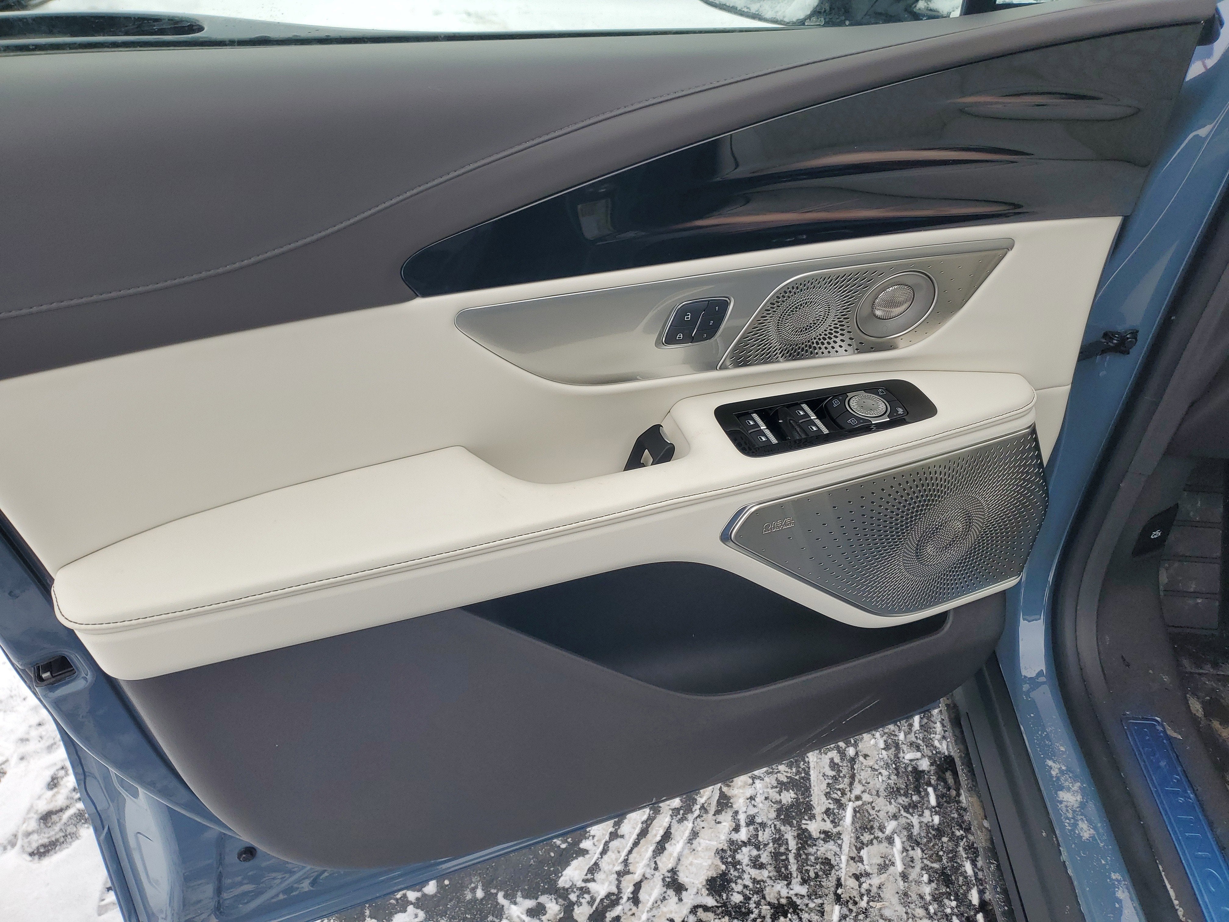 2026 Lincoln Nautilus Black Label Hybrid