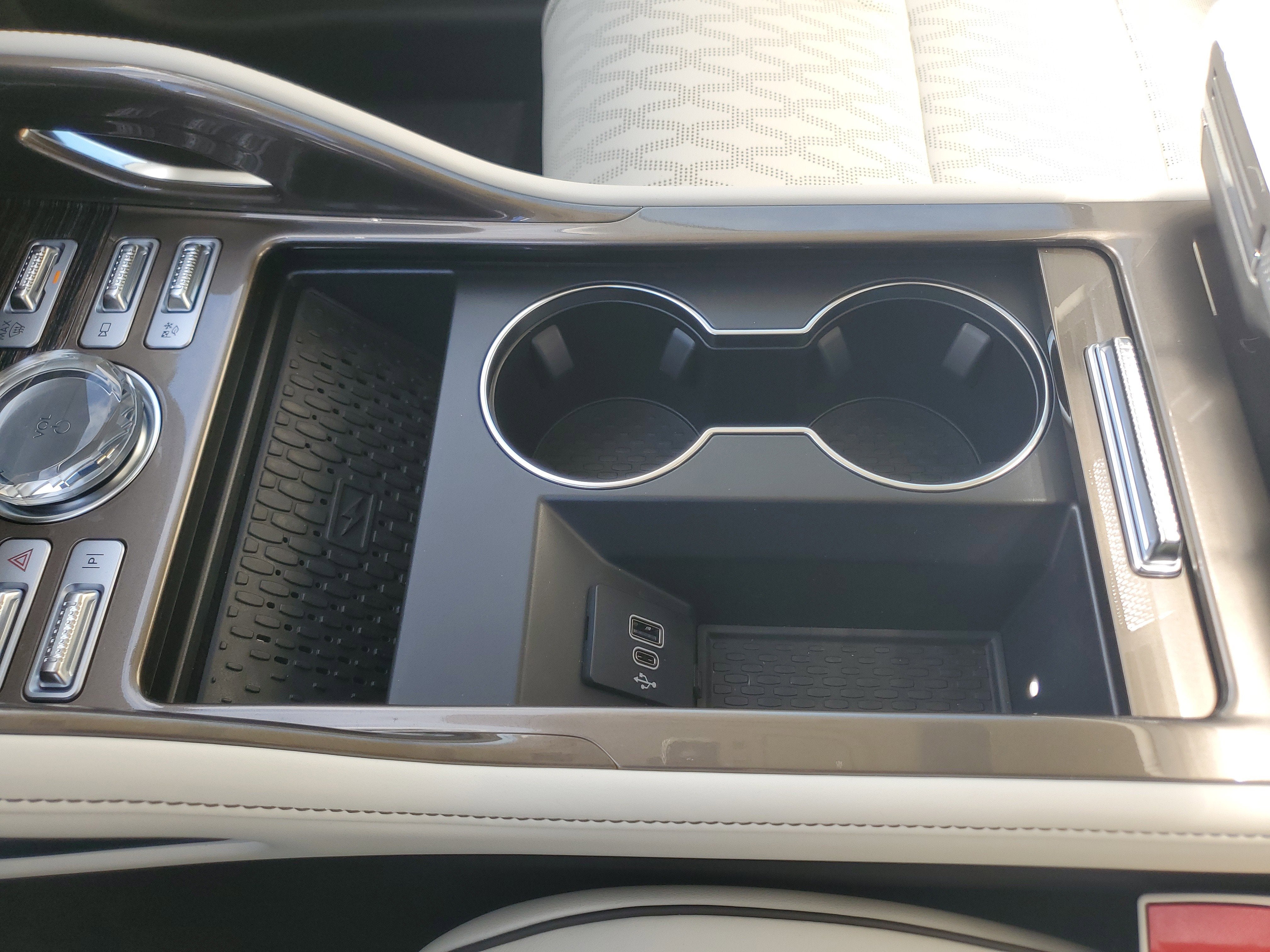 2026 Lincoln Nautilus Black Label Hybrid