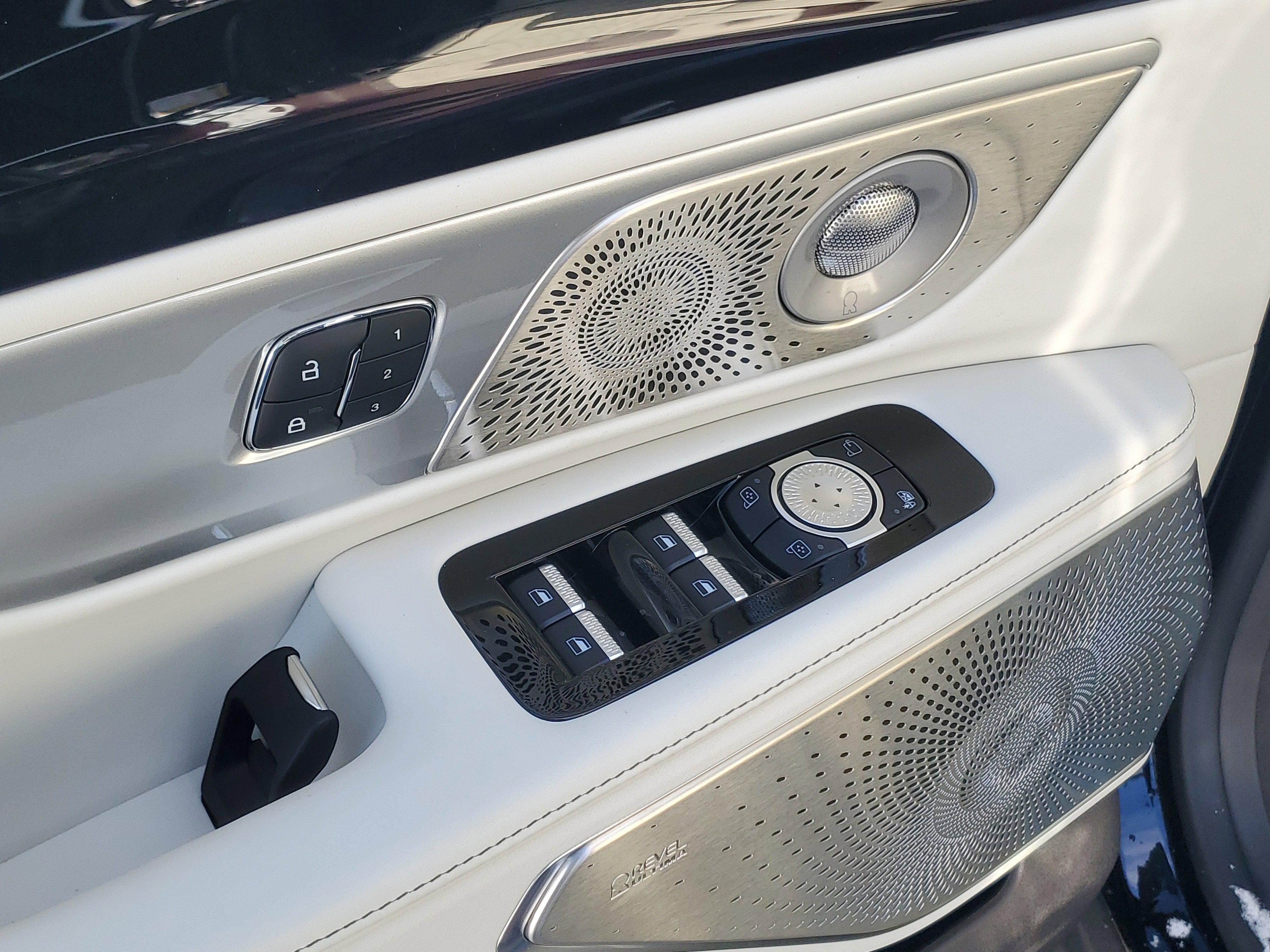 2026 Lincoln Nautilus Black Label Hybrid