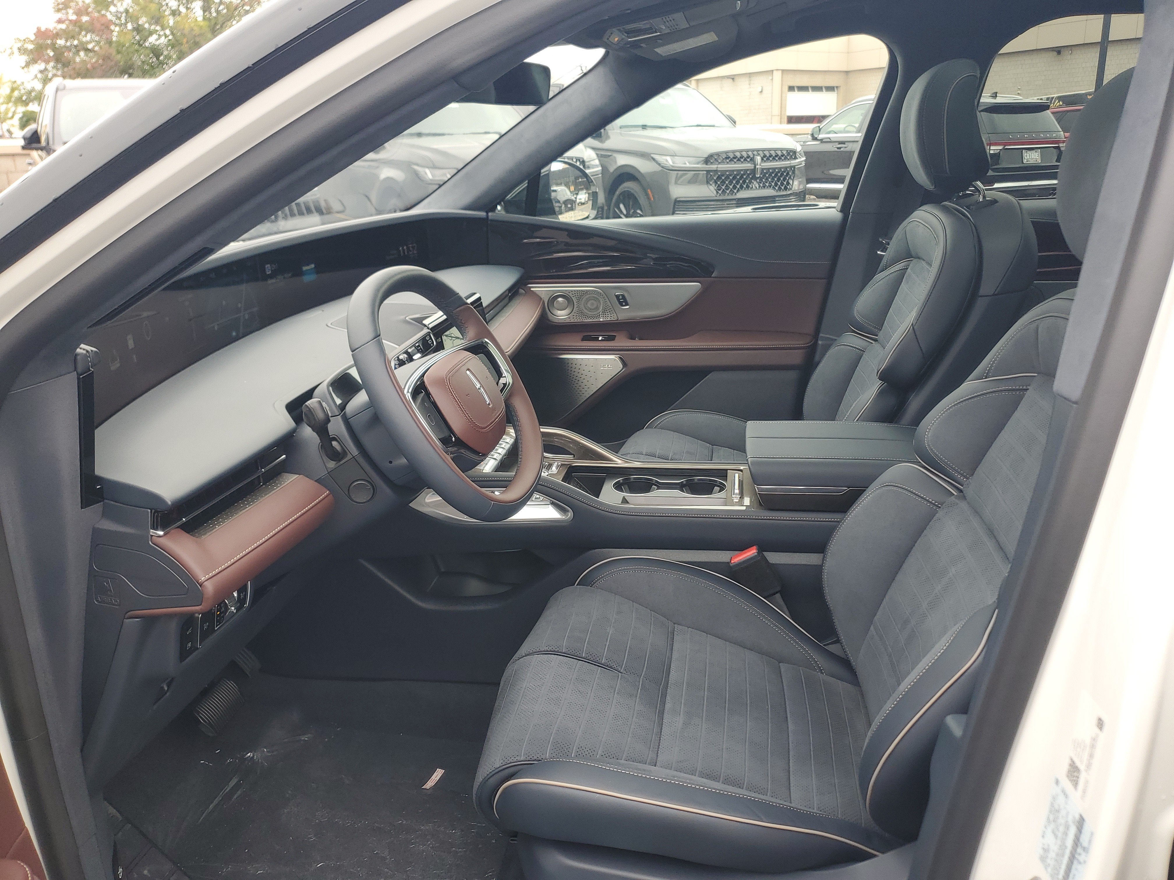 2026 Lincoln Nautilus Black Label Hybrid