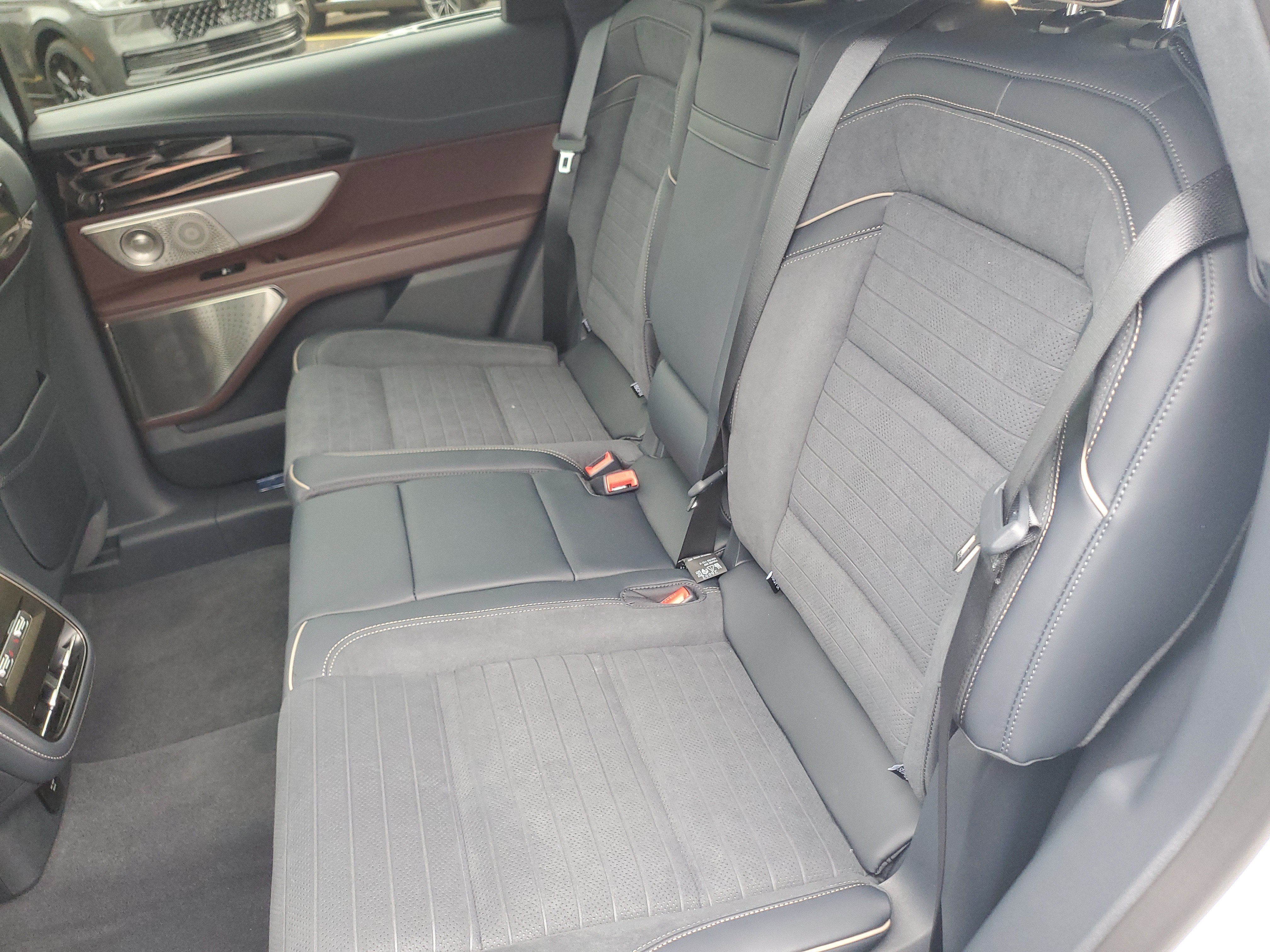 2026 Lincoln Nautilus Black Label Hybrid