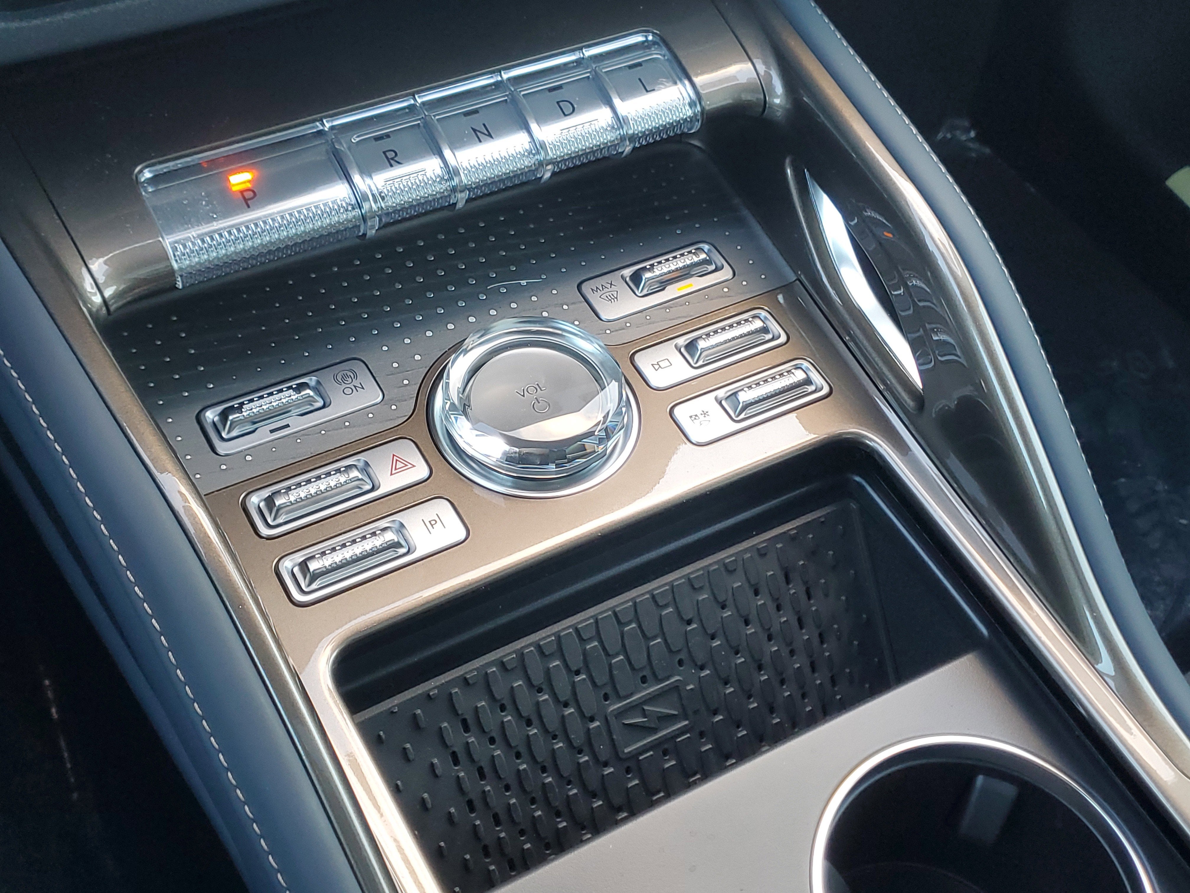 2026 Lincoln Nautilus Black Label Hybrid