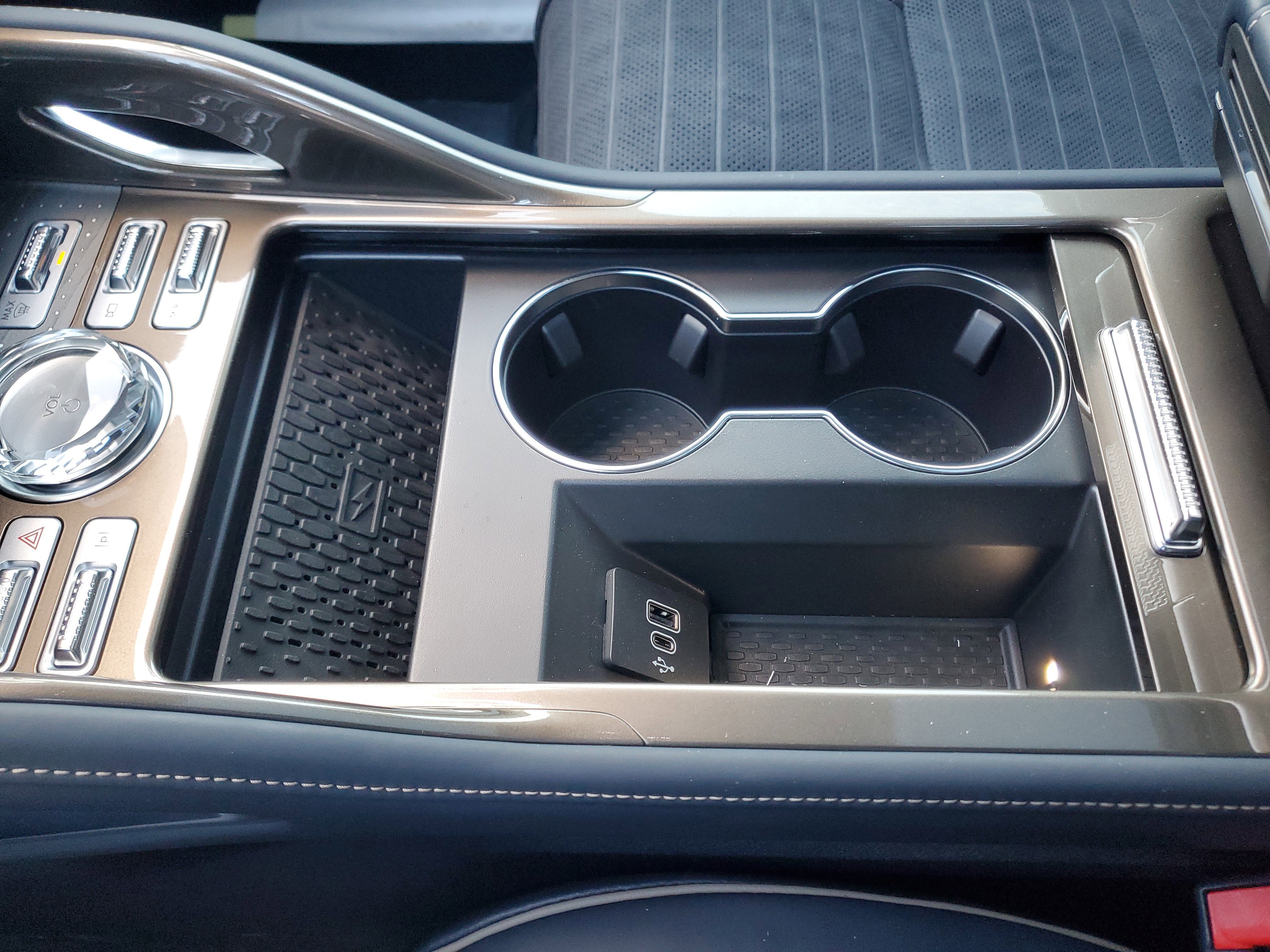 2026 Lincoln Nautilus Black Label Hybrid