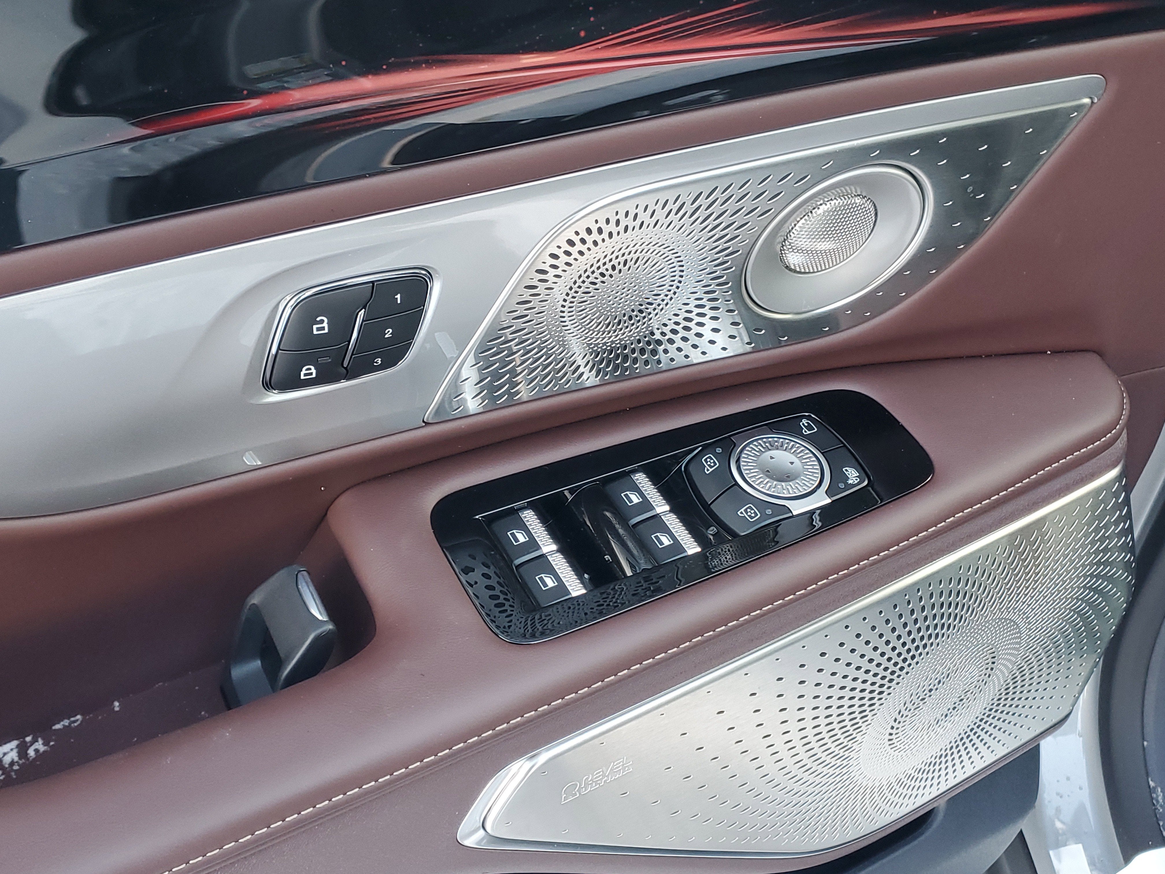 2026 Lincoln Nautilus Black Label Hybrid