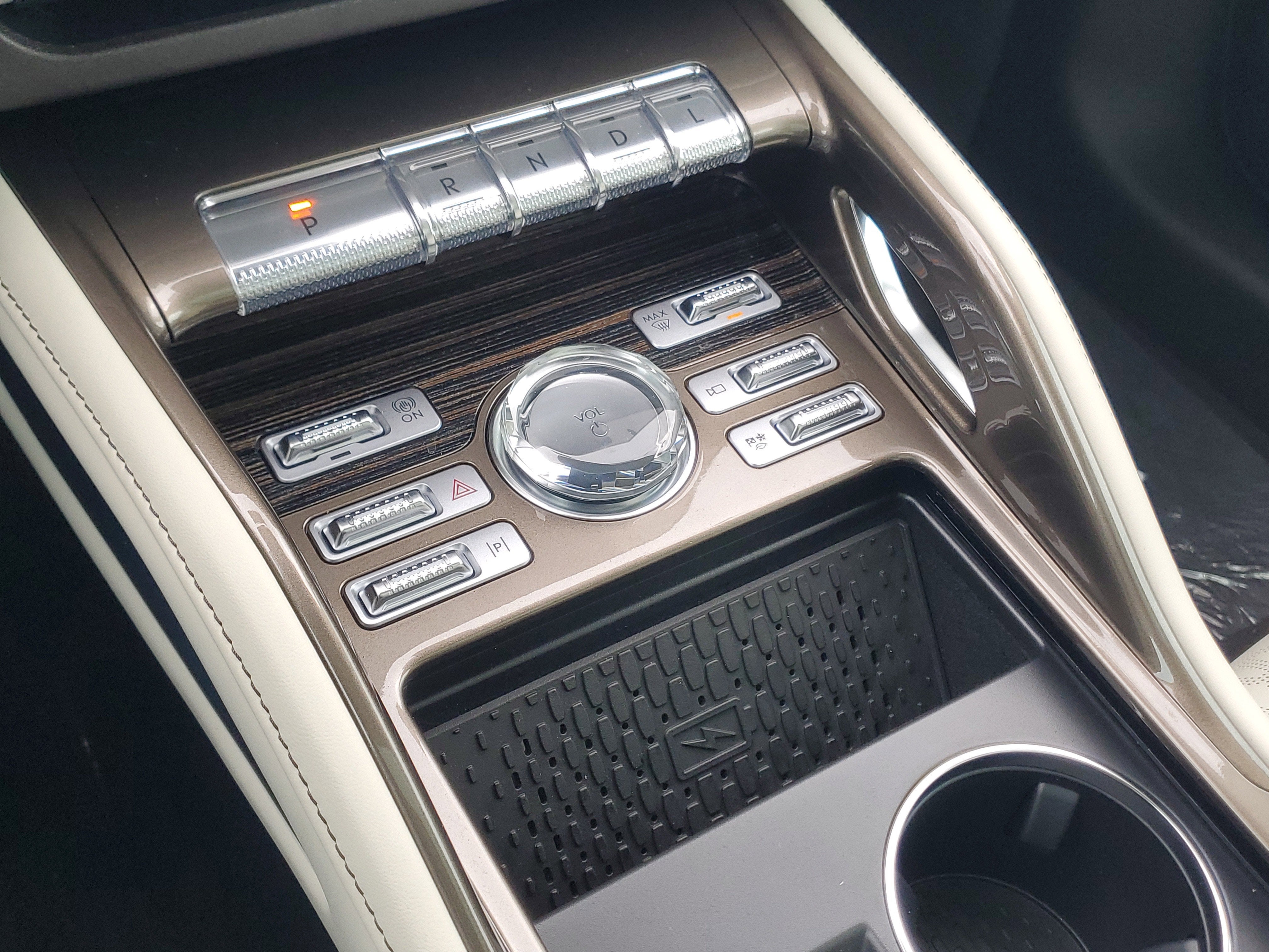 2026 Lincoln Nautilus Black Label Hybrid