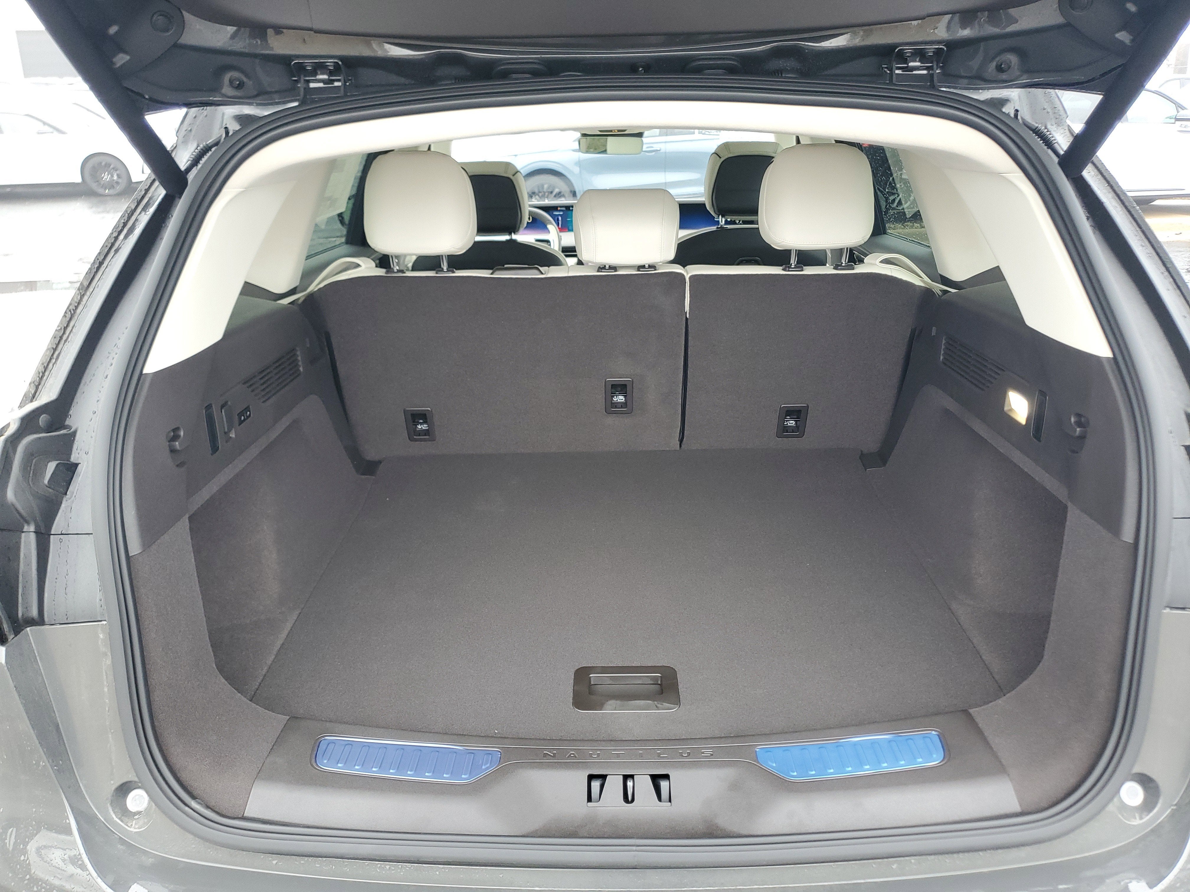 2026 Lincoln Nautilus Black Label