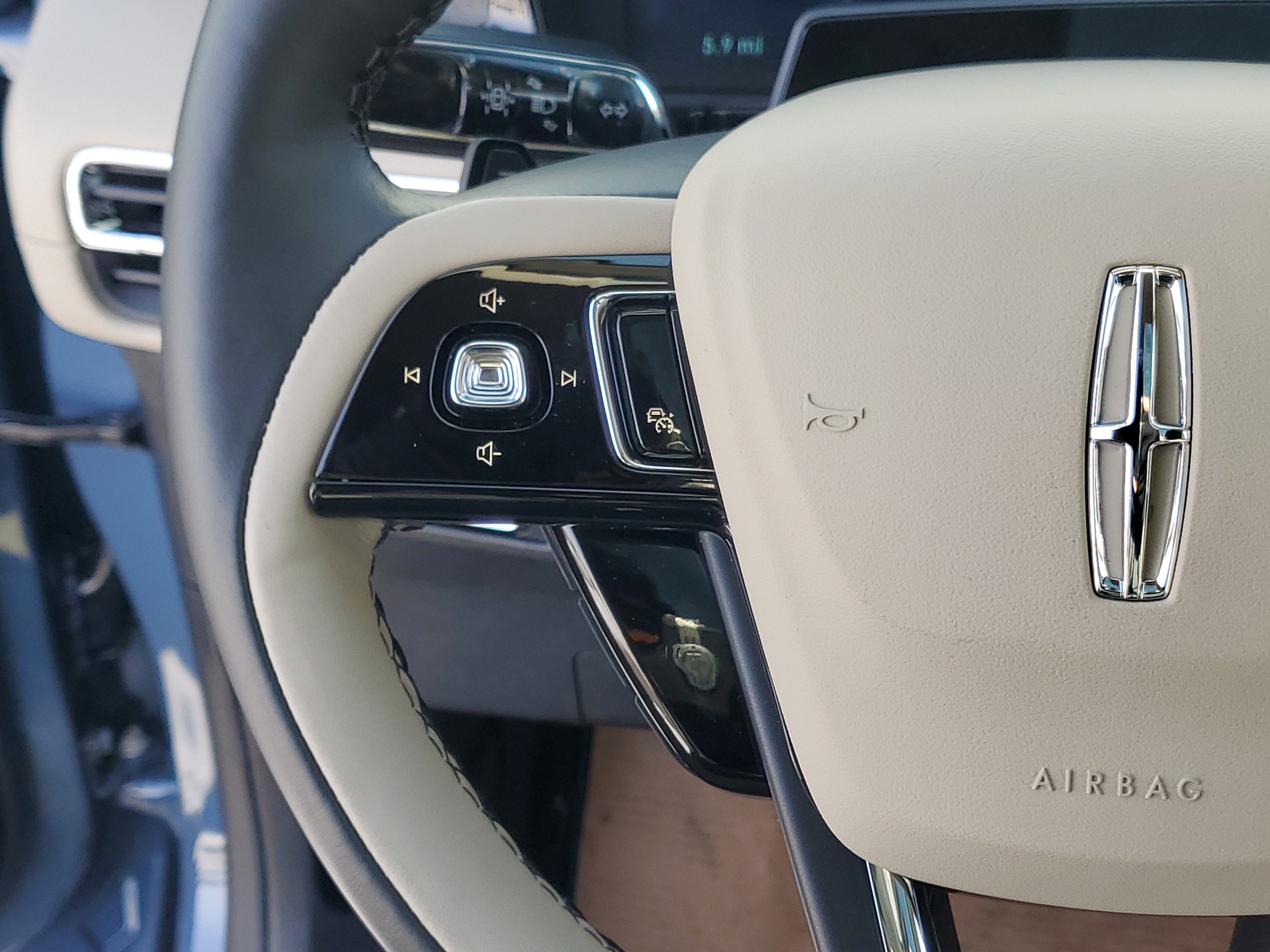 2026 Lincoln Corsair Grand Touring Hybrid