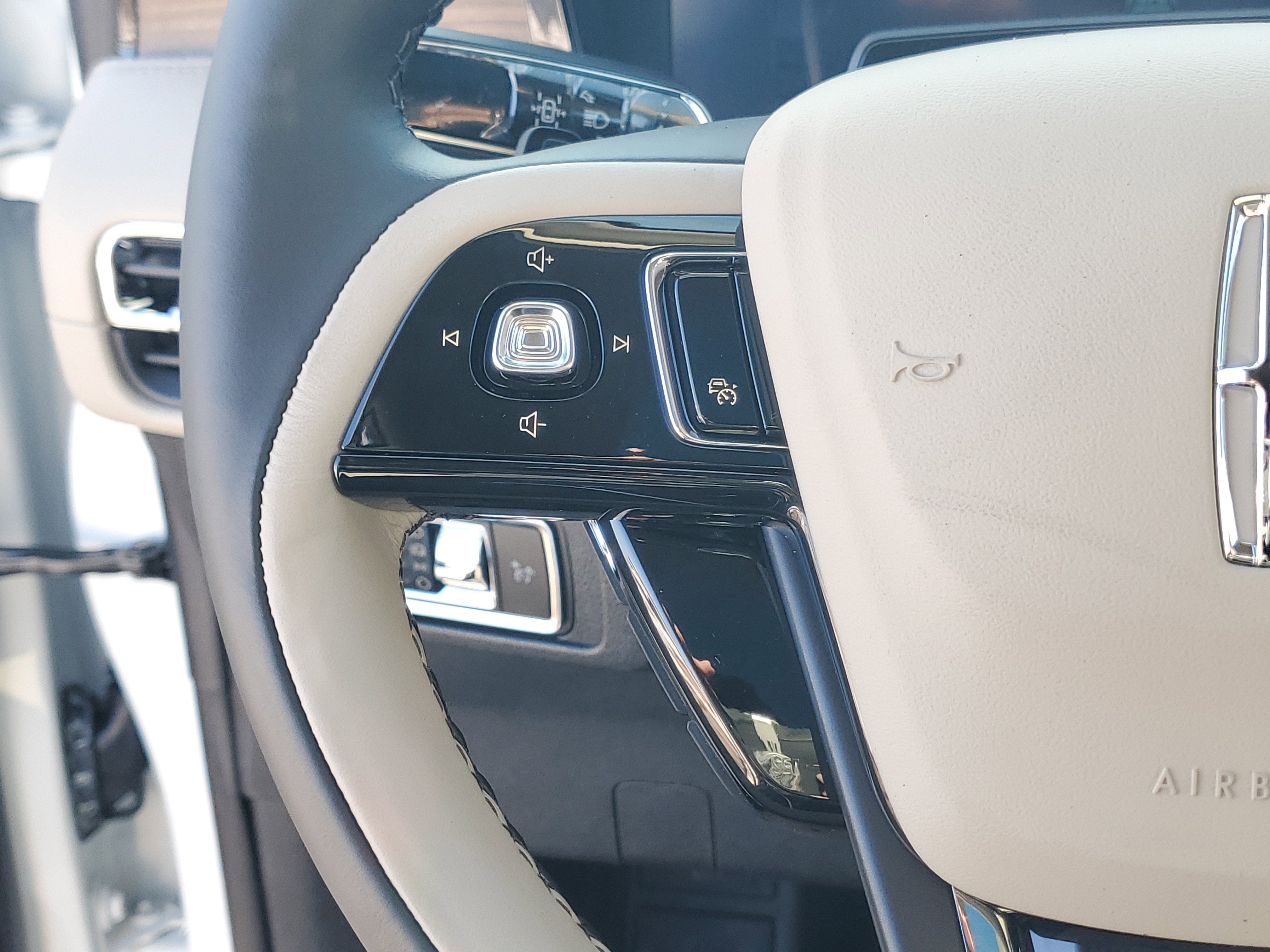 2026 Lincoln Corsair Grand Touring Hybrid