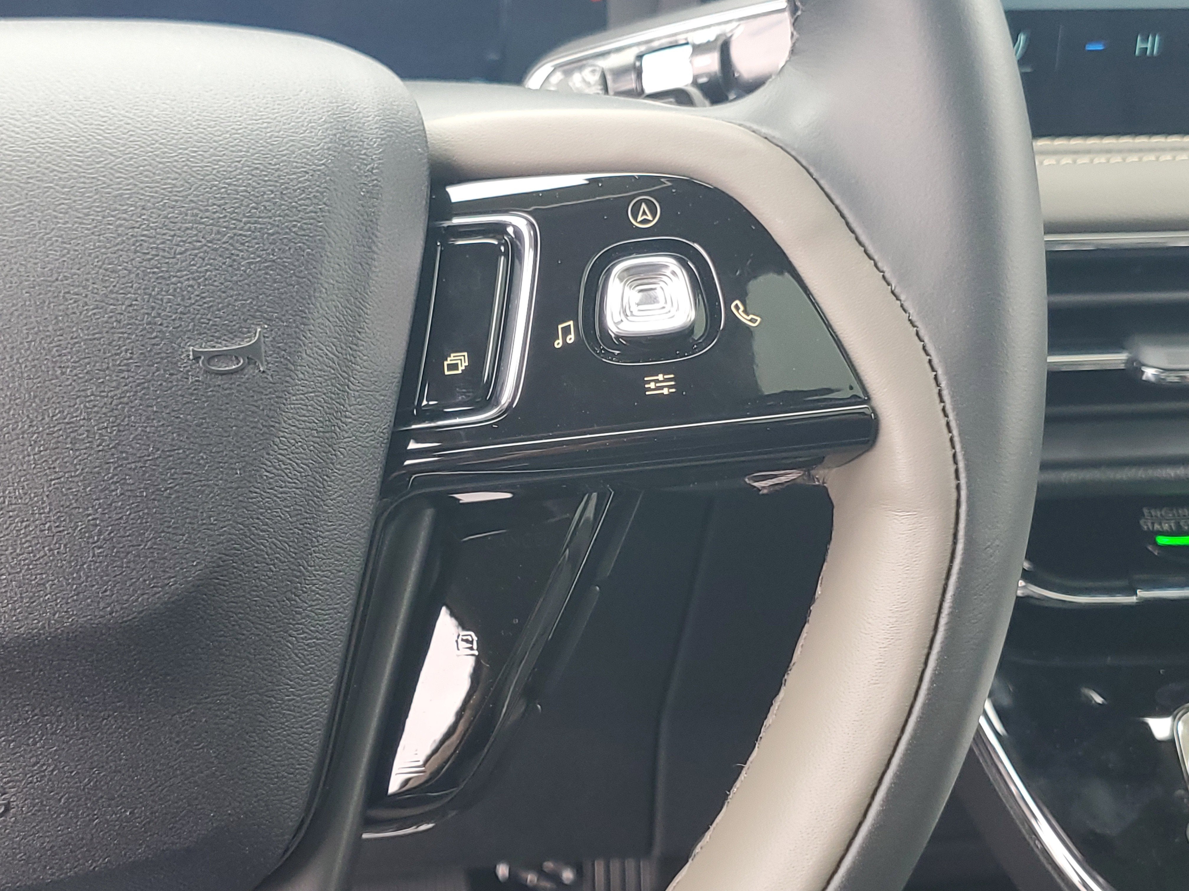 2026 Lincoln Corsair Grand Touring Hybrid