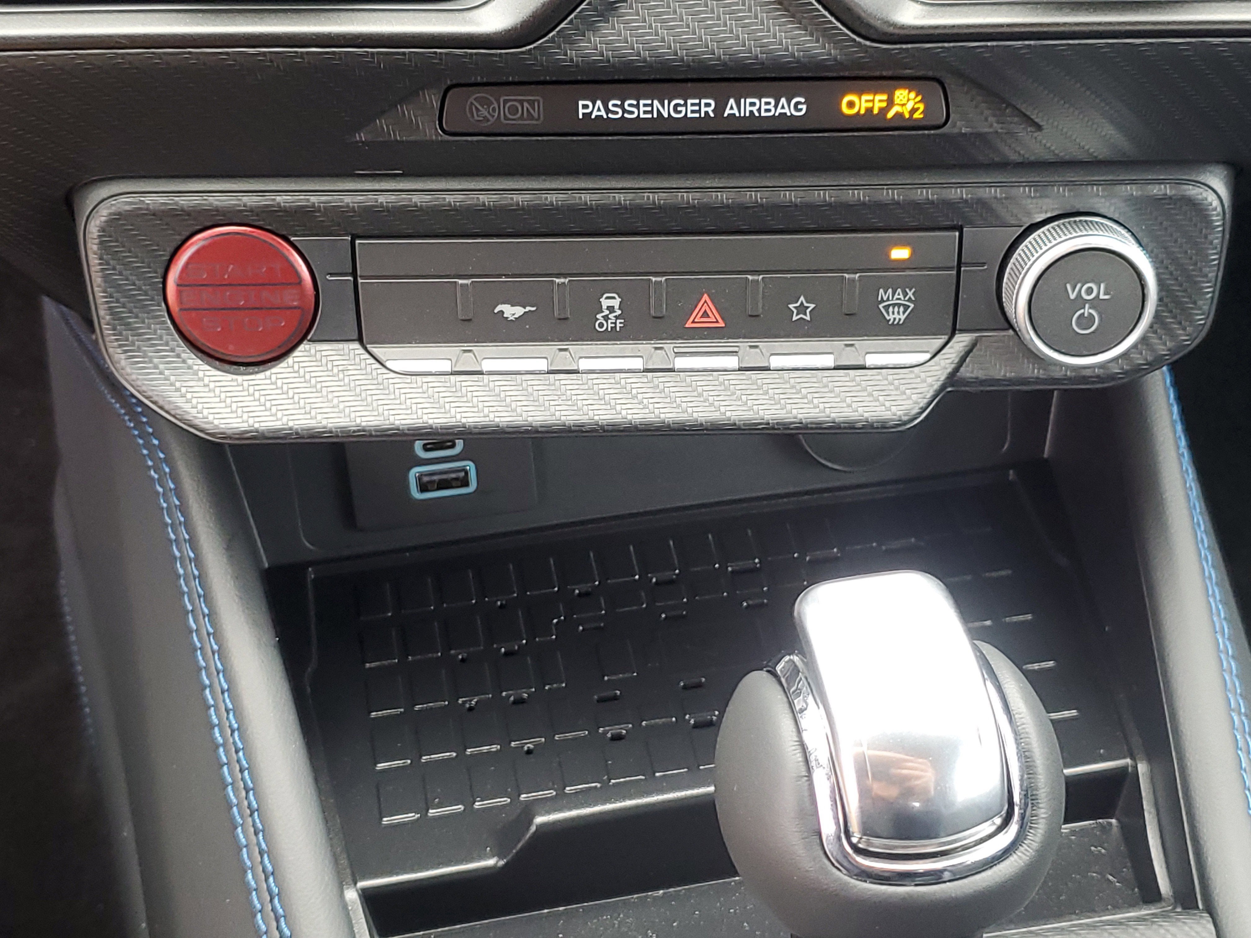 2024 Ford Mustang Dark Horse