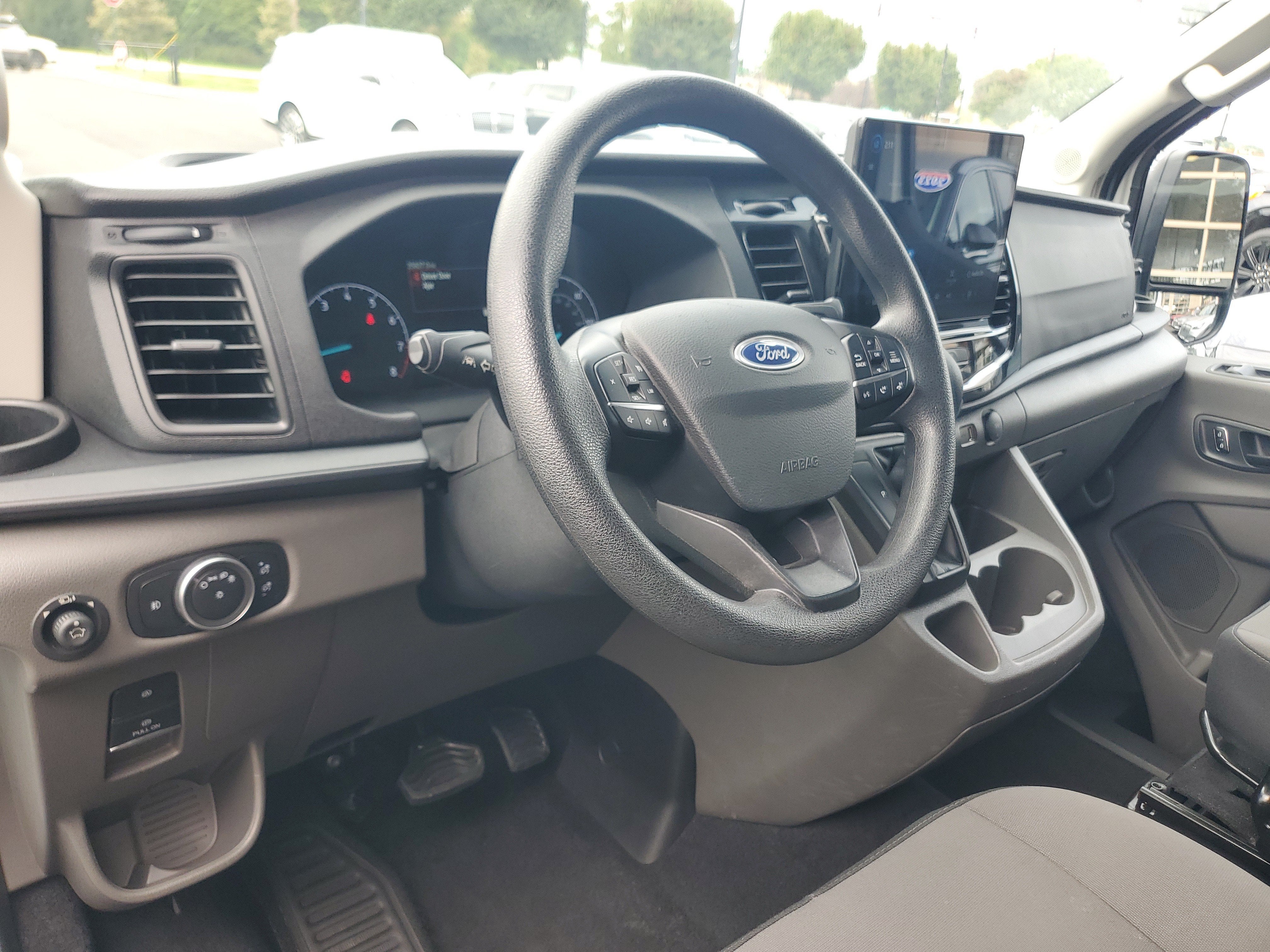 2024 Ford Transit Passenger Wagon XL
