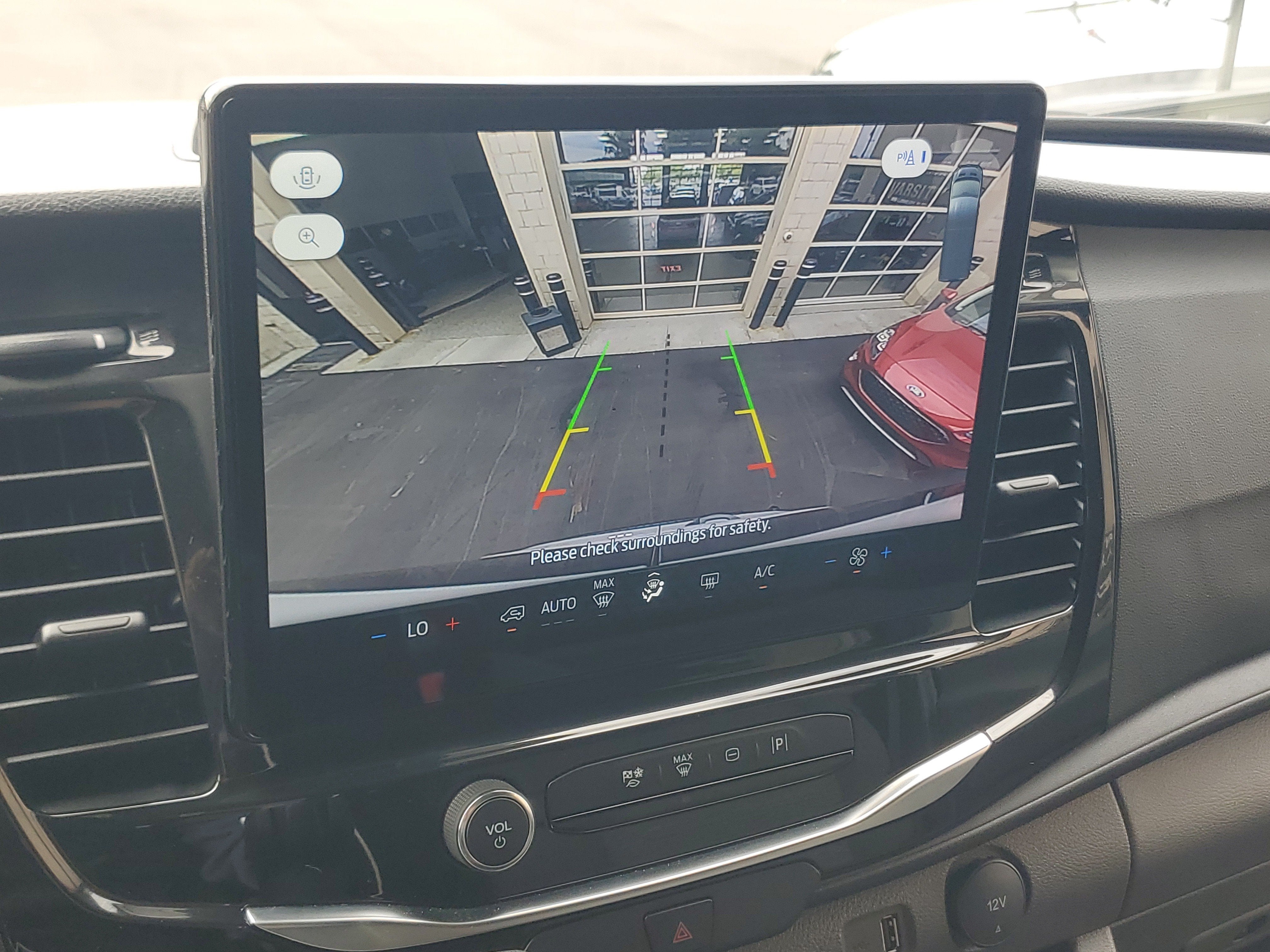 2024 Ford Transit Passenger Wagon XL