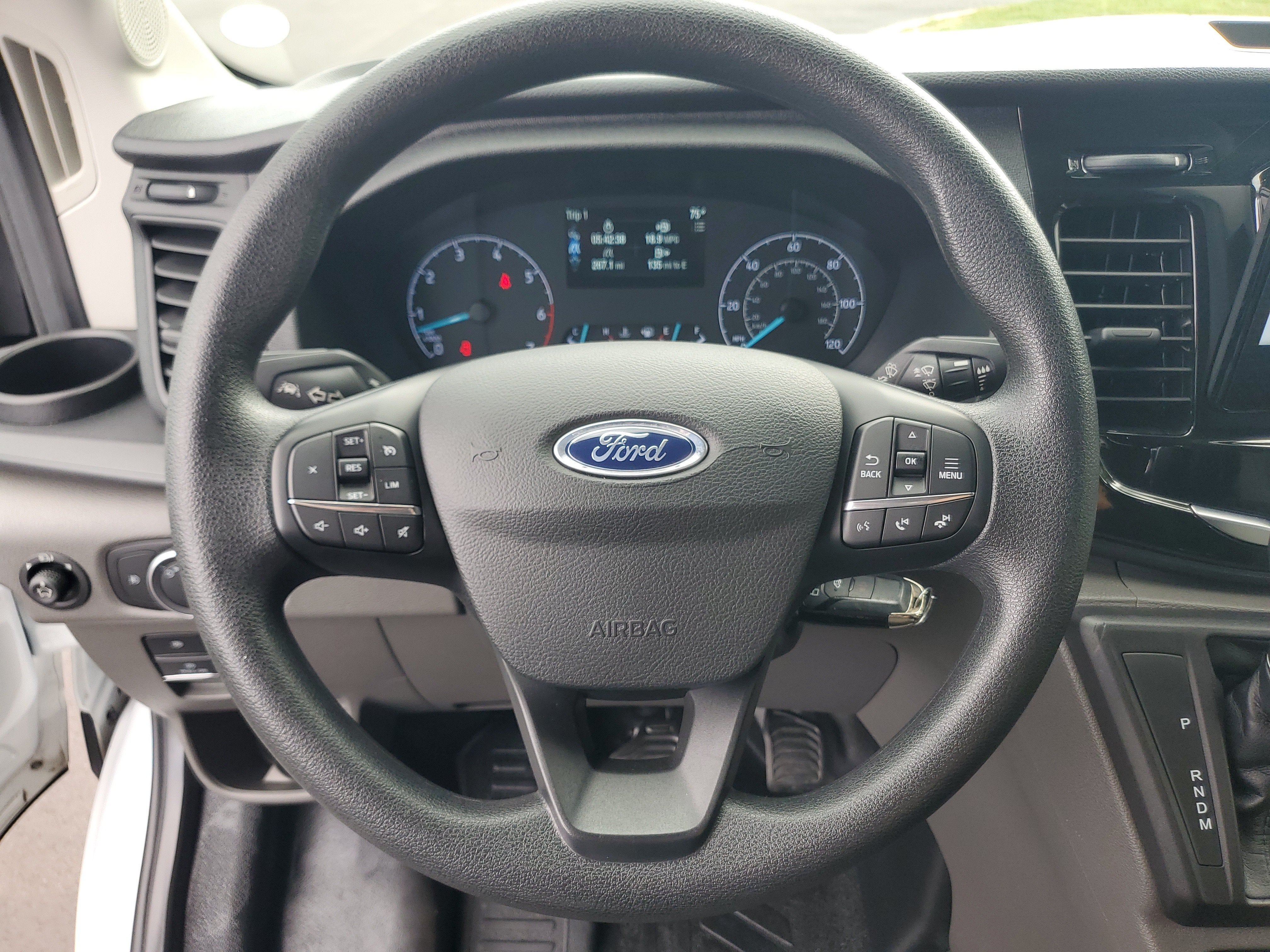 2025 Ford Transit Passenger Wagon XLT
