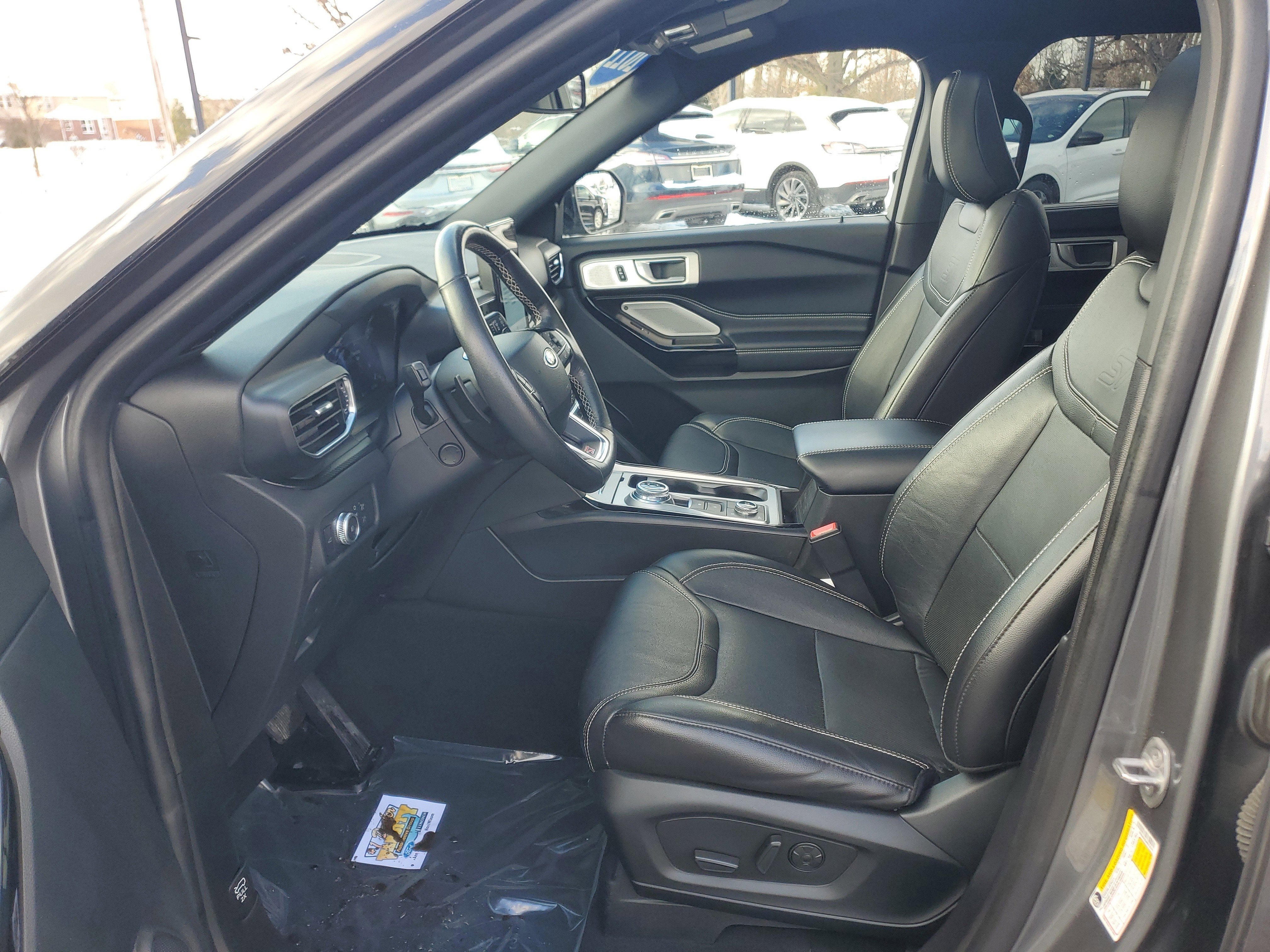 2022 Ford Explorer ST