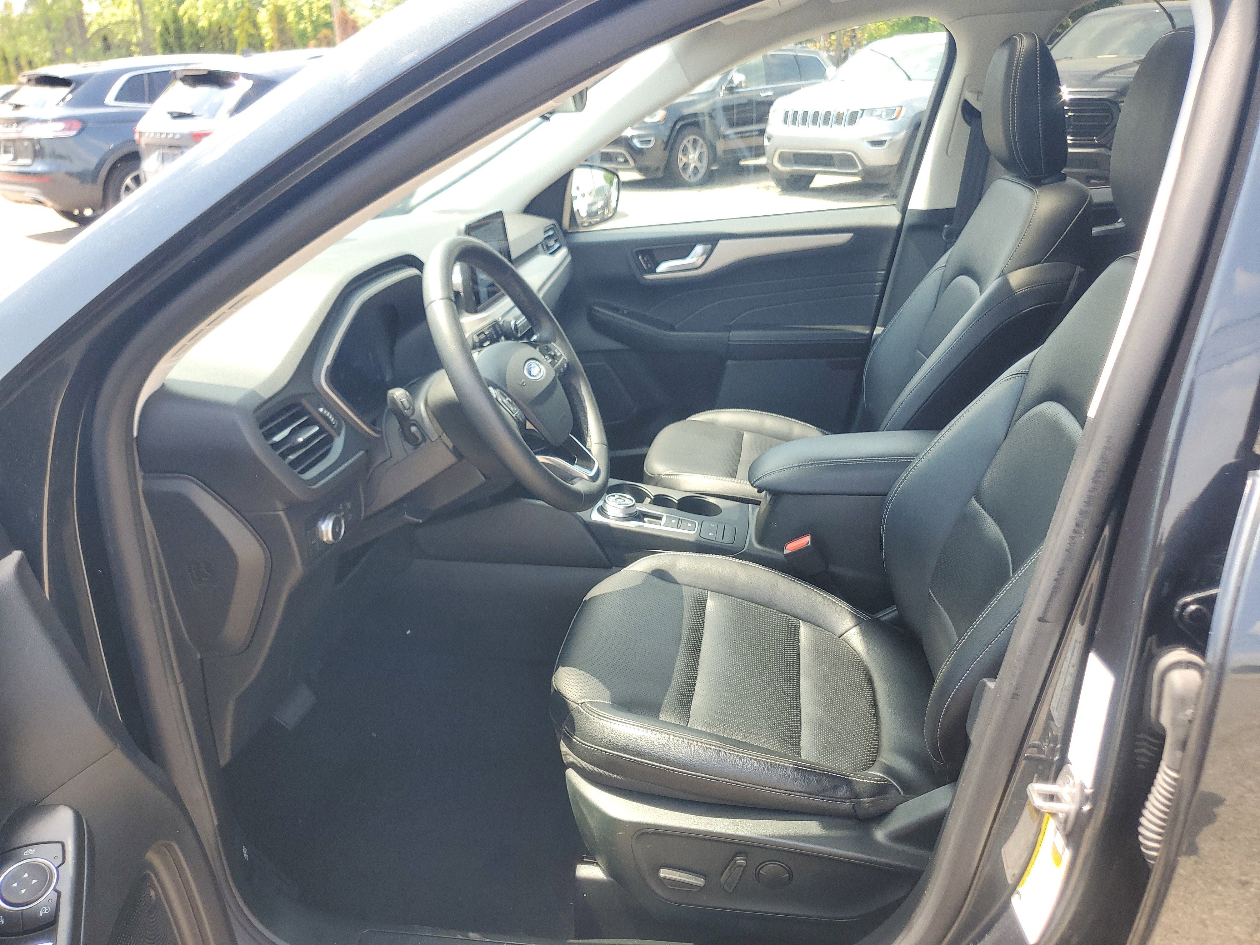 2022 Ford Escape SEL